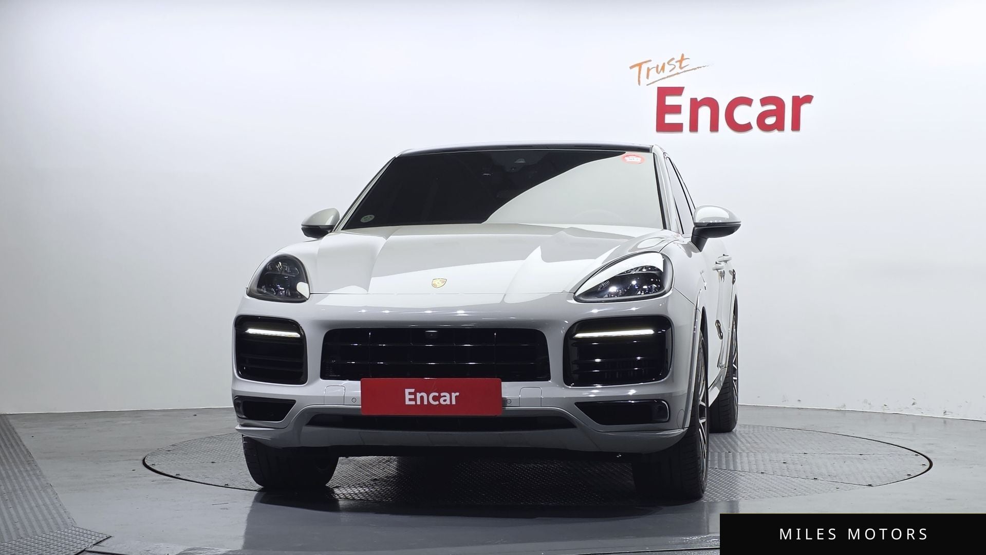 Porsche Cayenne 2020 — миниатюра 3