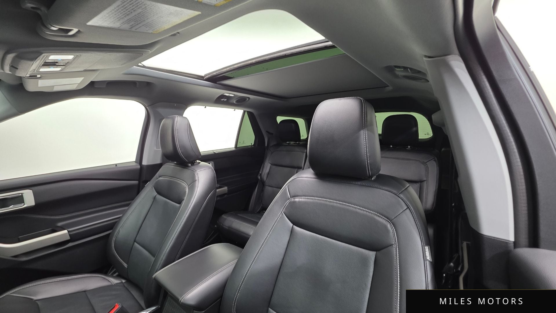 Ford Explorer 2021 — миниатюра 11