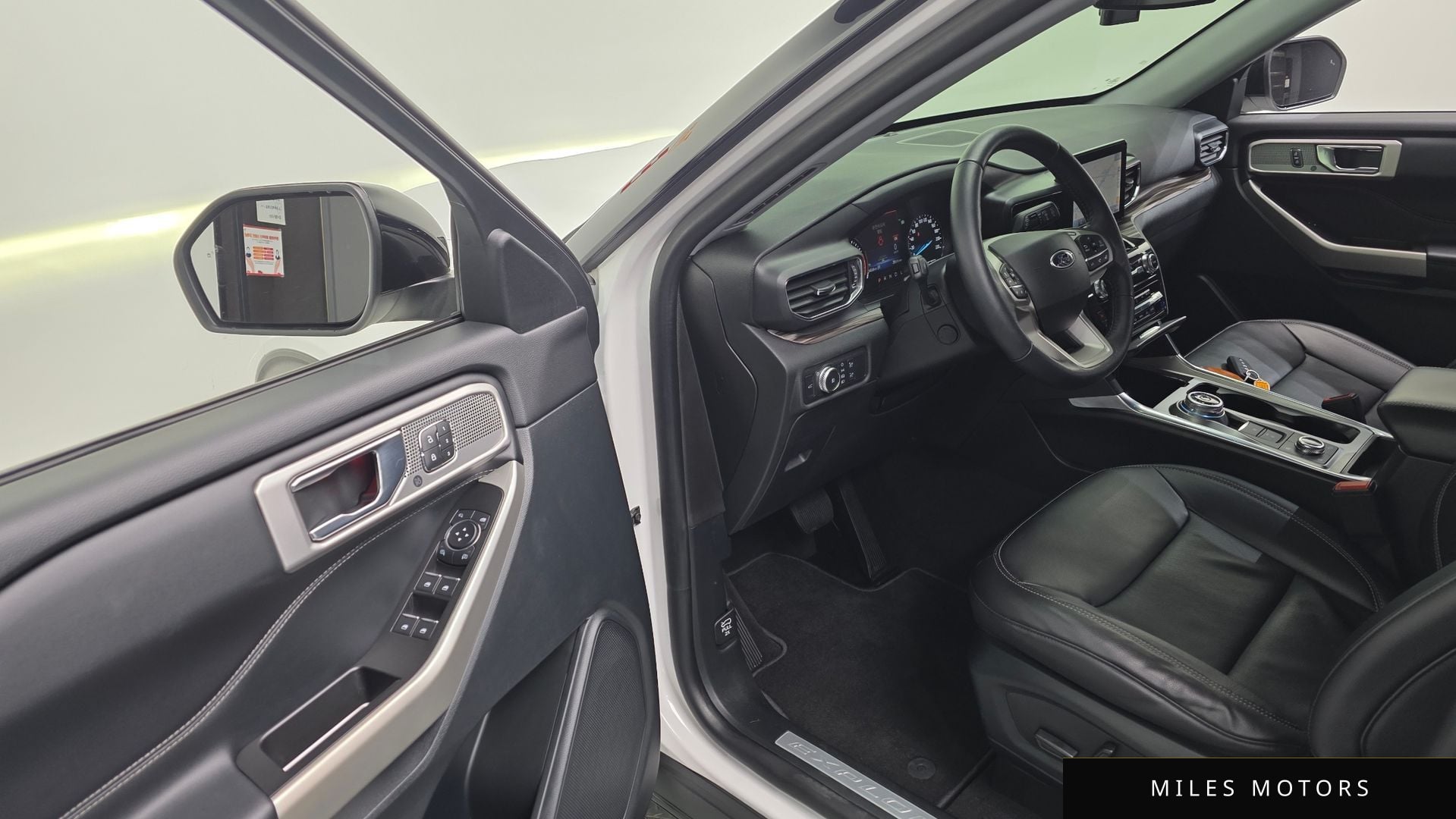 Ford Explorer 2021 — миниатюра 12