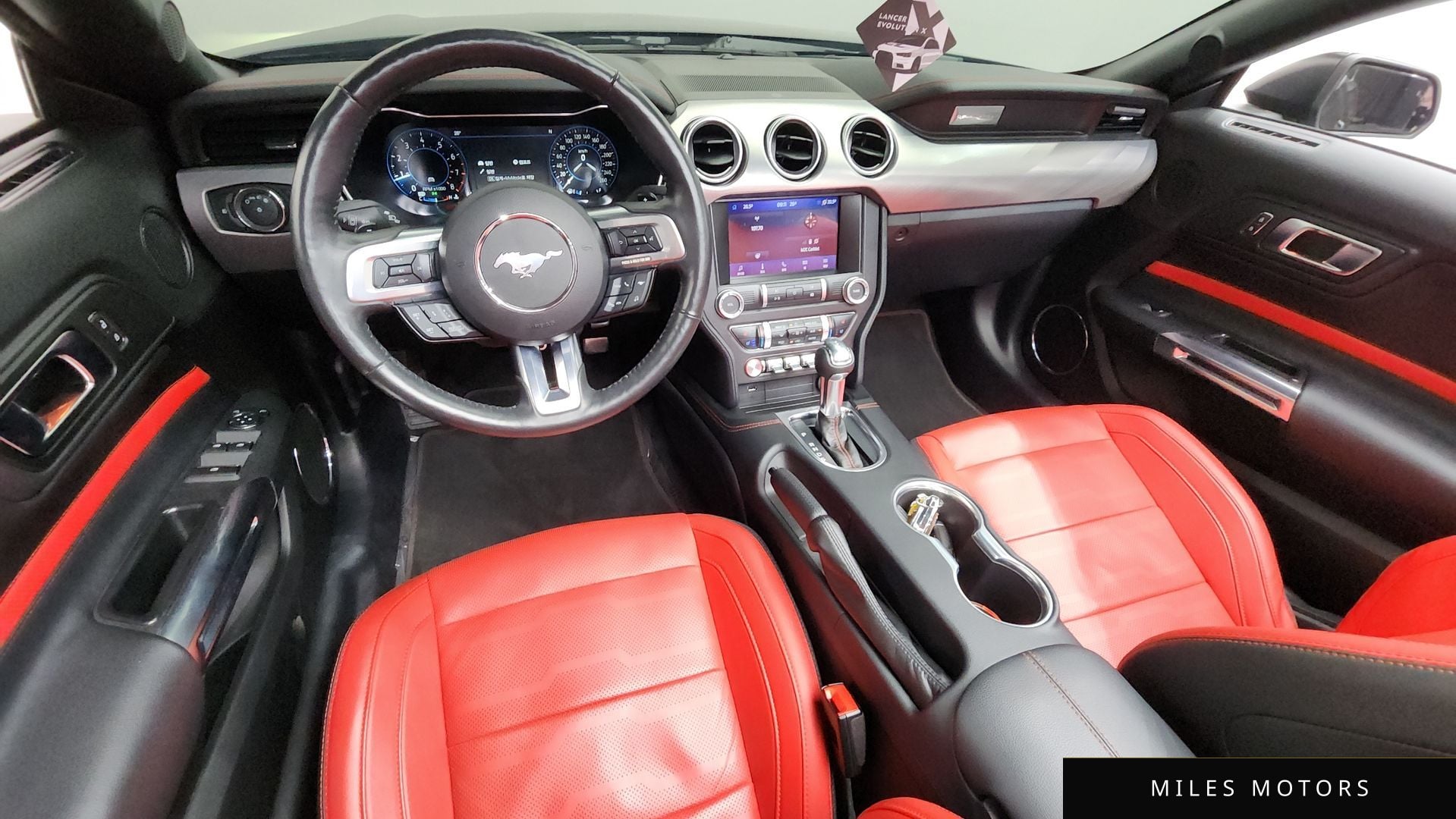 Ford Mustang 2022 — миниатюра 10