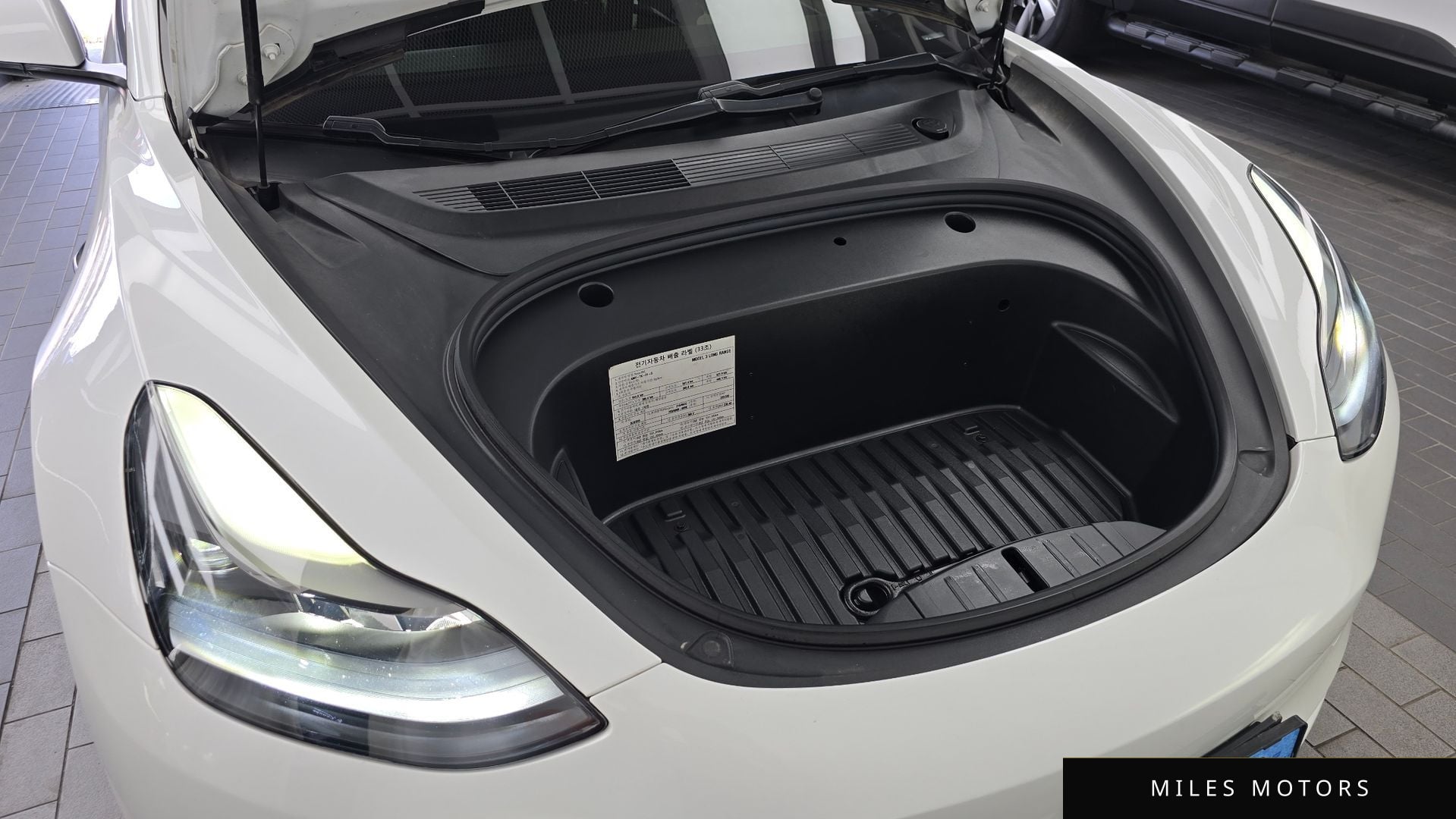 Tesla Model 3 2021 — миниатюра 6
