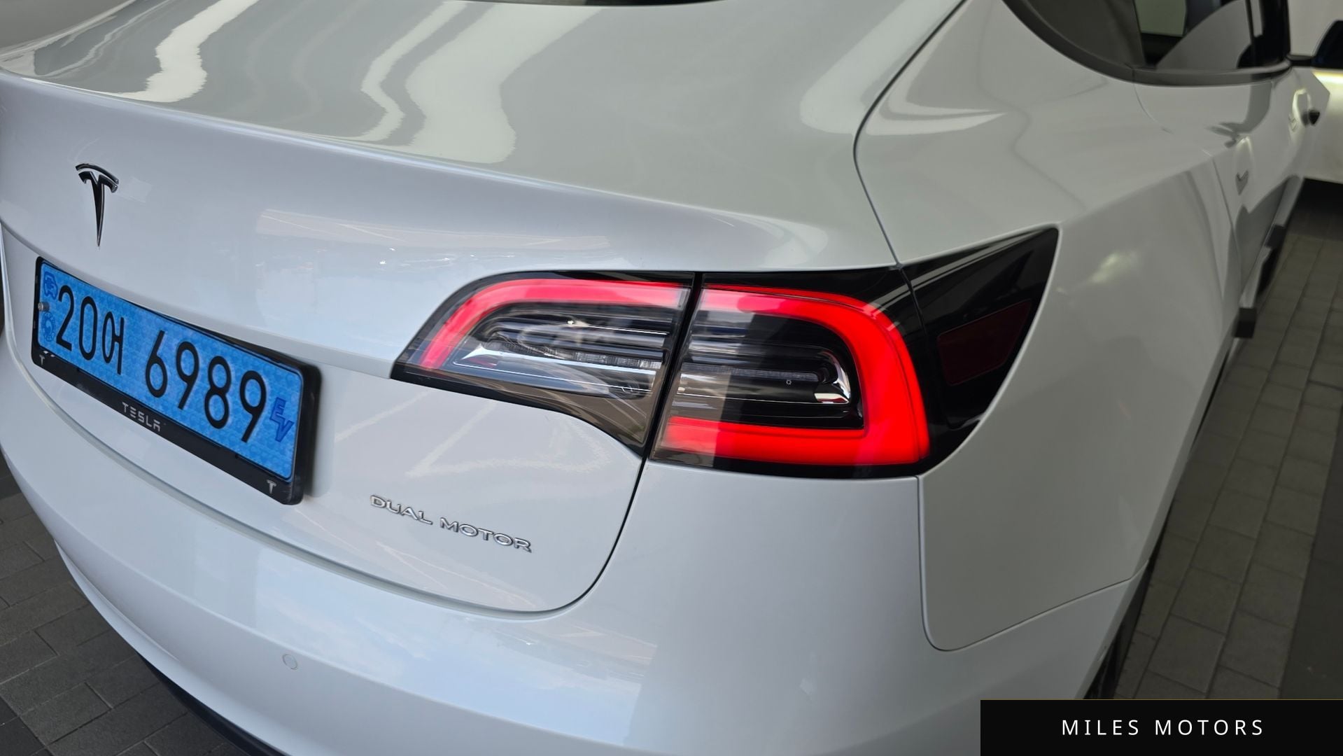 Tesla Model 3 2021 — миниатюра 9