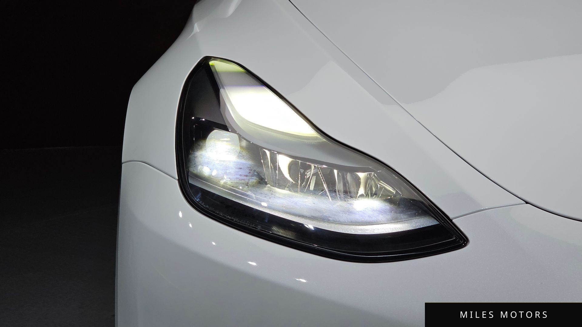 Tesla Model Y 2024 — миниатюра 8