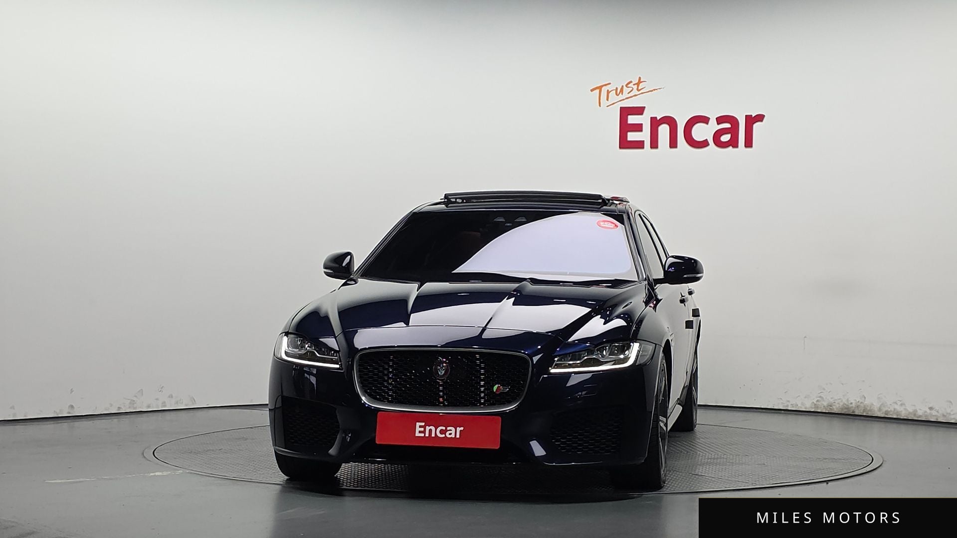 Jaguar XF (X260) 2017 — миниатюра 3