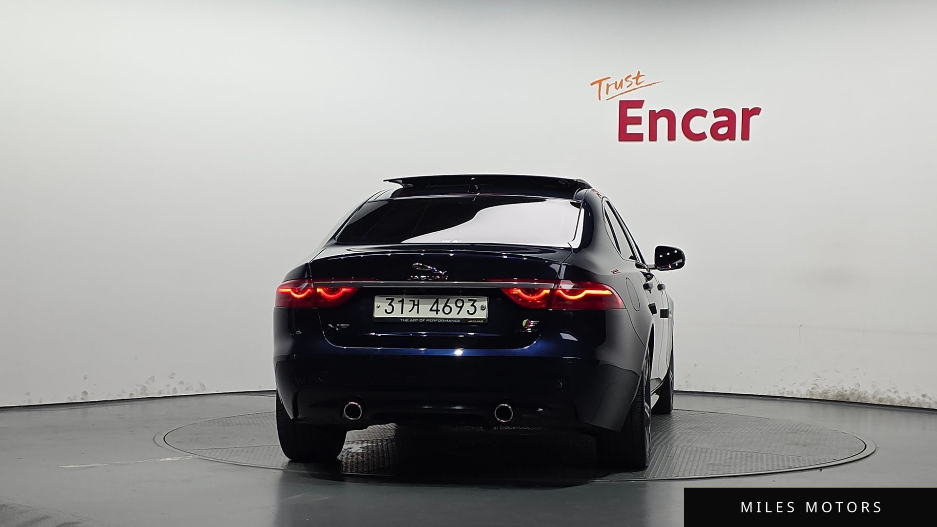 Jaguar XF (X260) 2017 — миниатюра 4