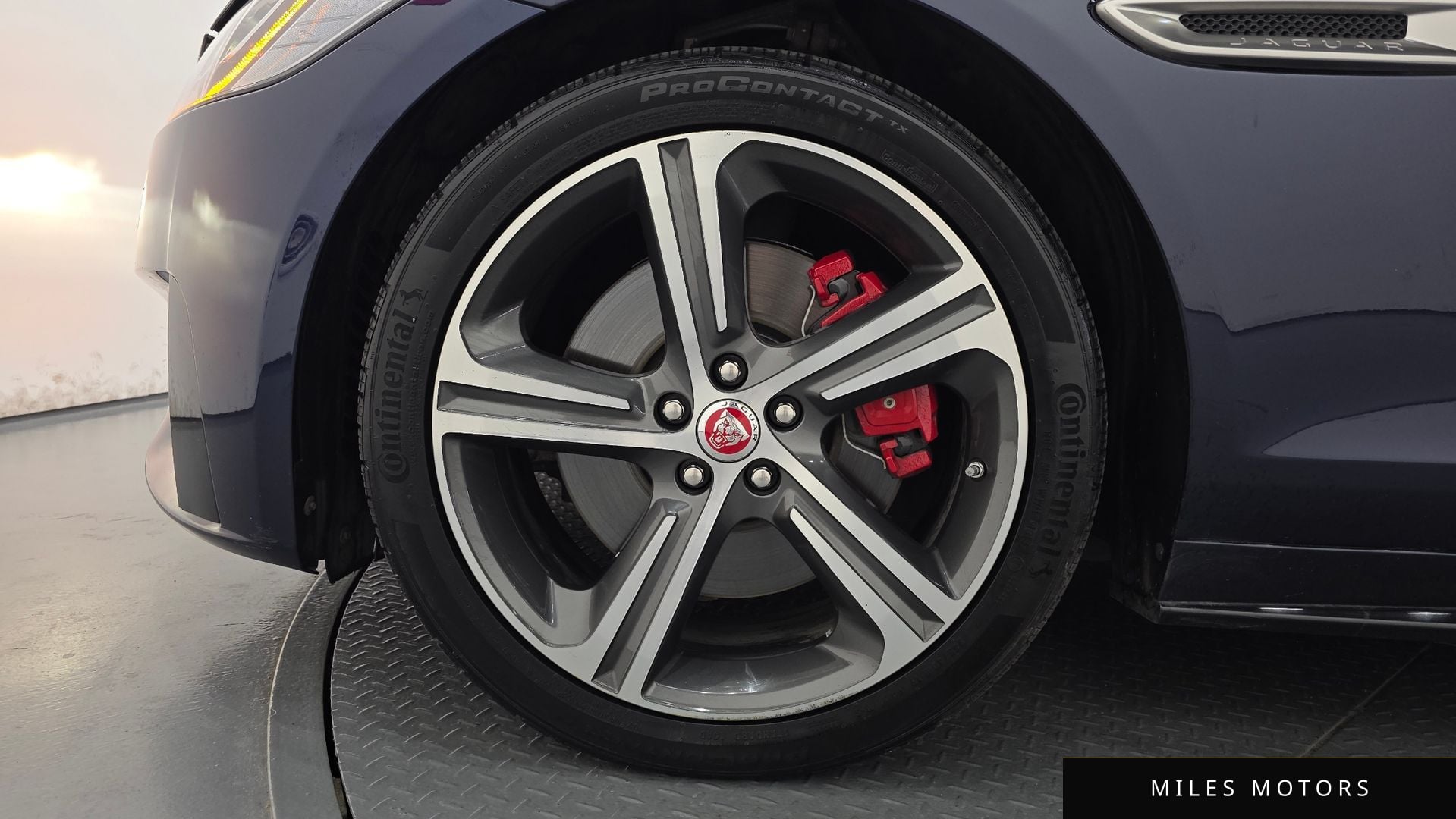 Jaguar XF (X260) 2017 — миниатюра 5