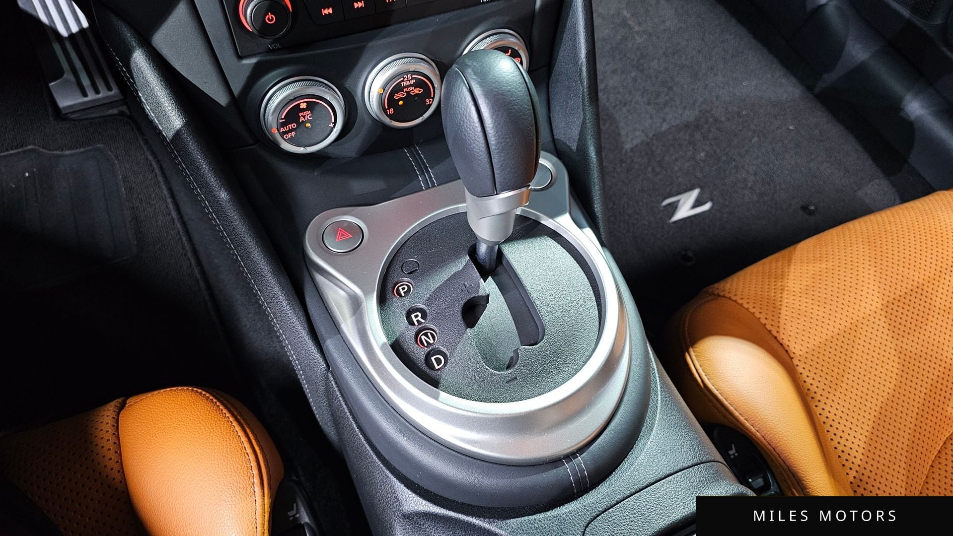 Nissan 370Z 2018 — миниатюра 9