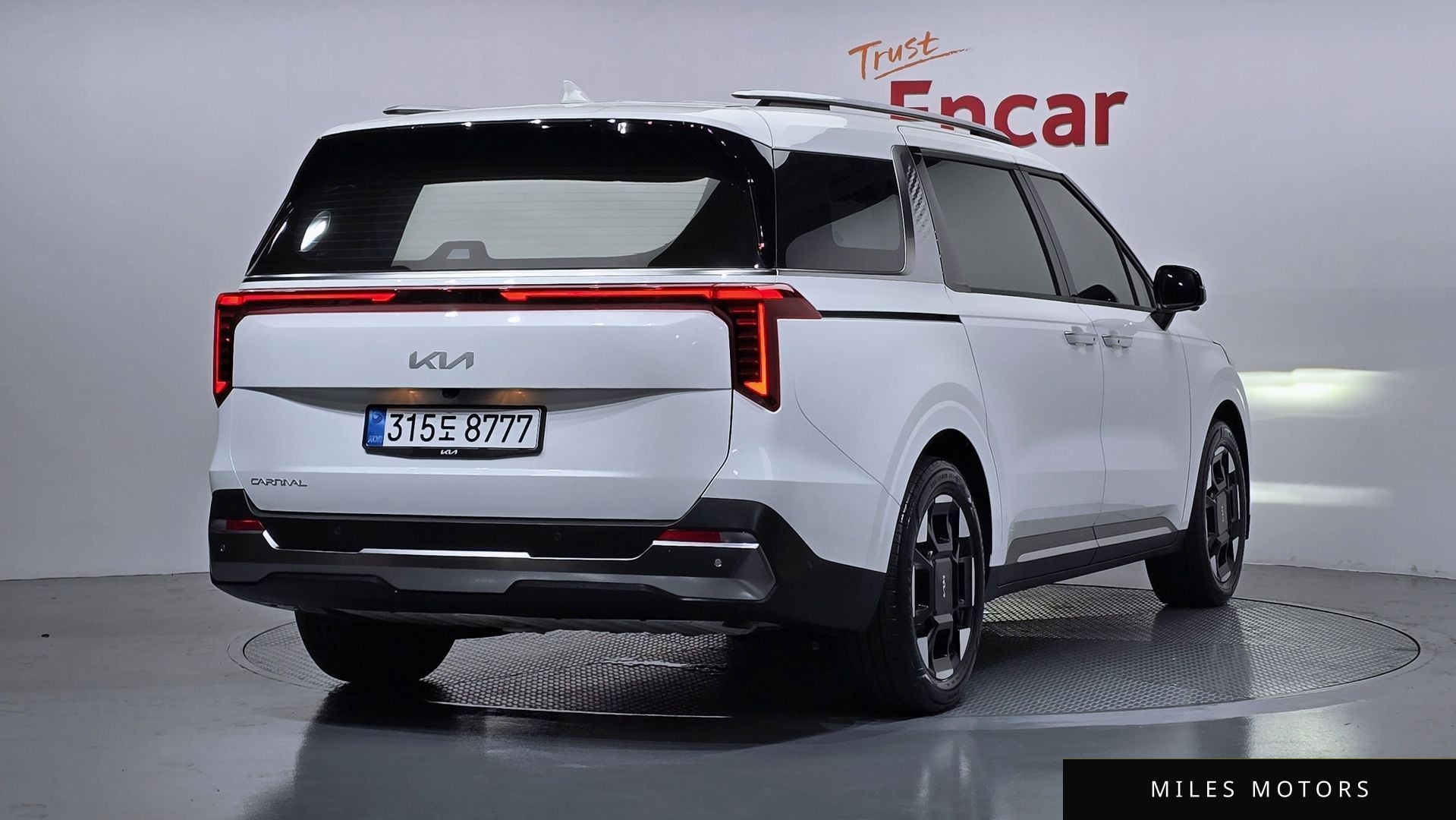 Kia Canival 2025 — миниатюра 2