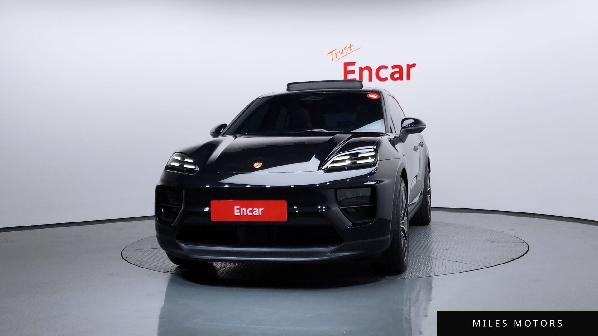 Porsche Macan 2025 — миниатюра 3