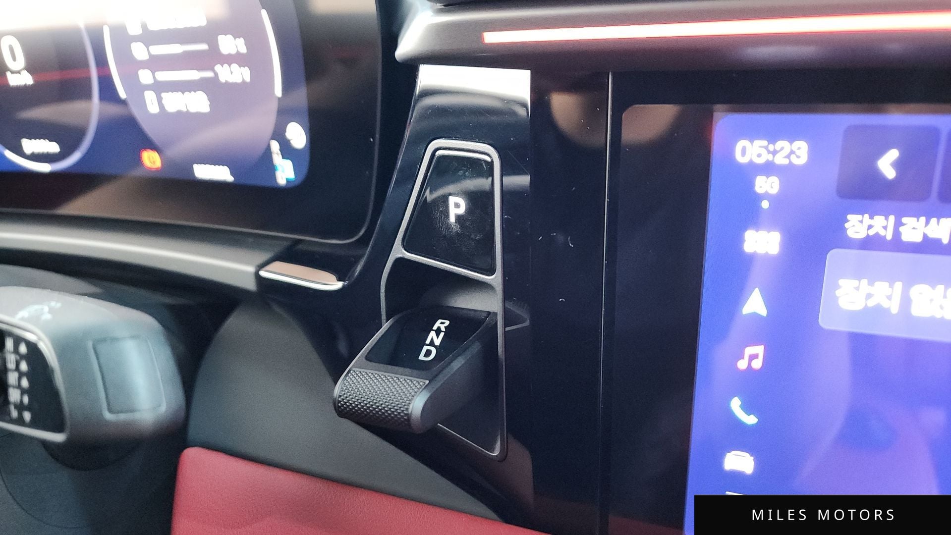 Porsche Macan 2025 — миниатюра 12