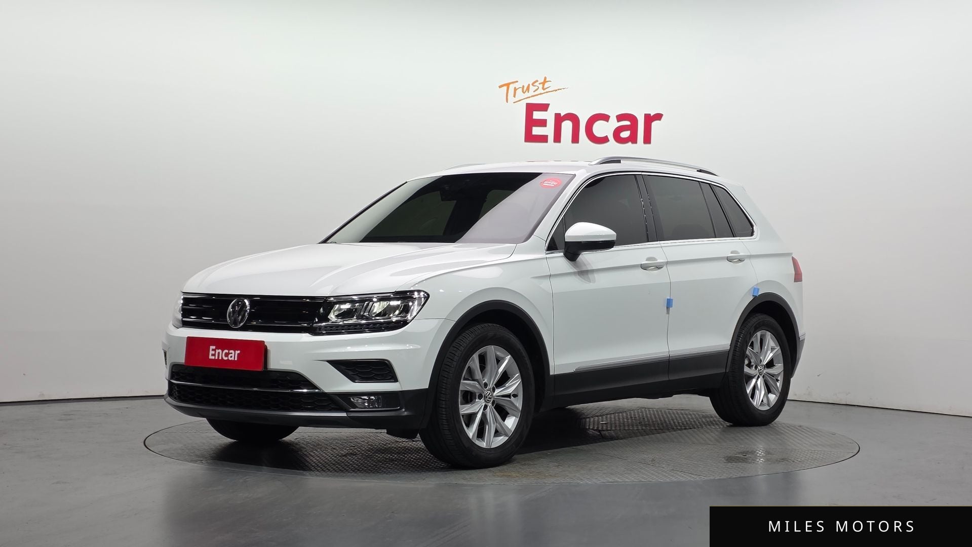 Volkswagen Tiguan 2020 — фото 1 из 12