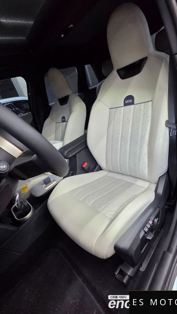 MINI Cooper S 2025 — миниатюра 8