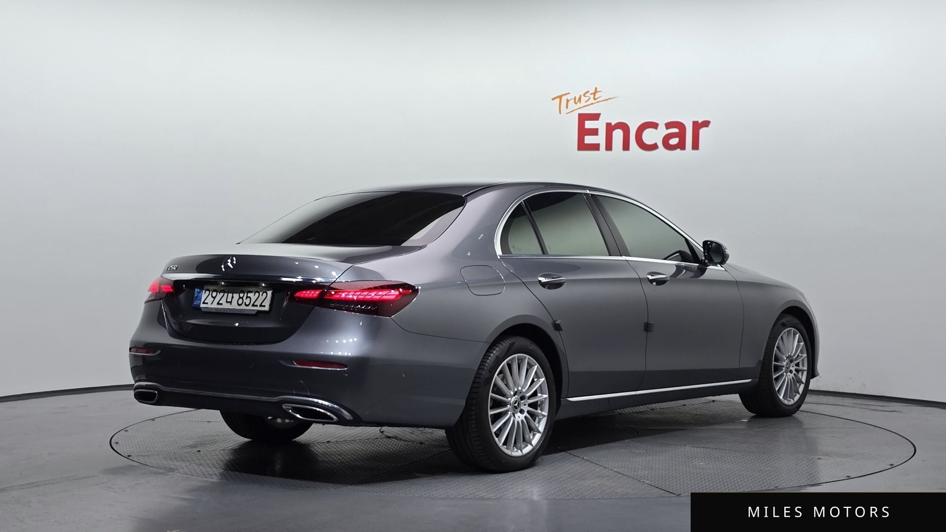 Mercedes-Benz E-Class W213 2022 — миниатюра 2