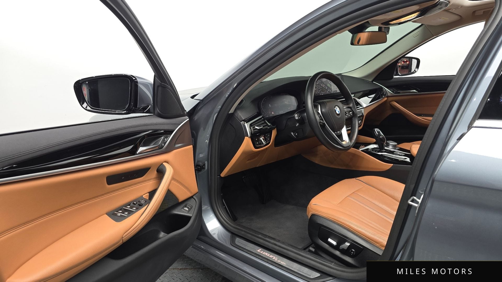 BMW 5 Series (G30) 2020 — миниатюра 12