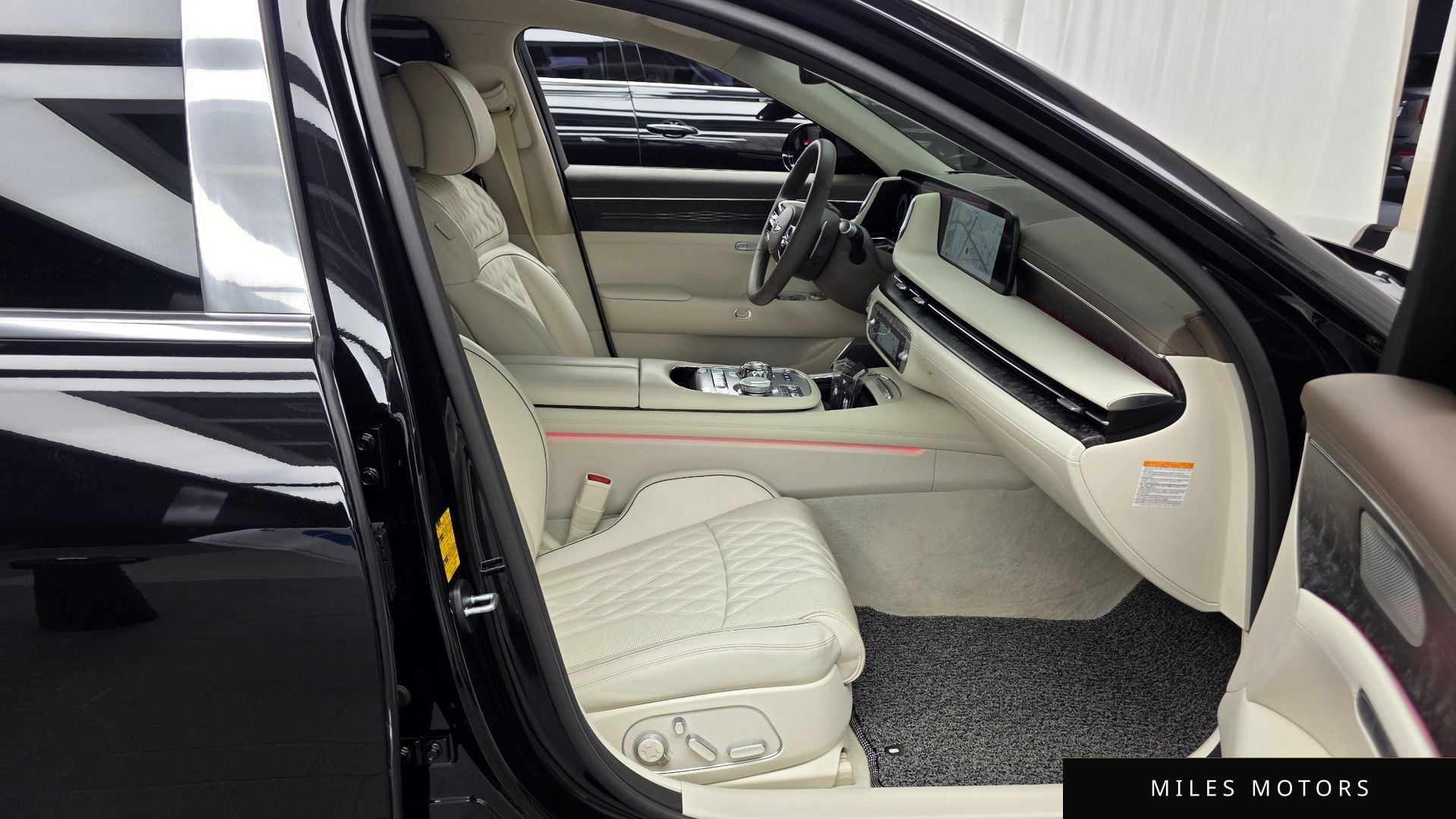 Genesis G90 (RS4) 2024 — миниатюра 11