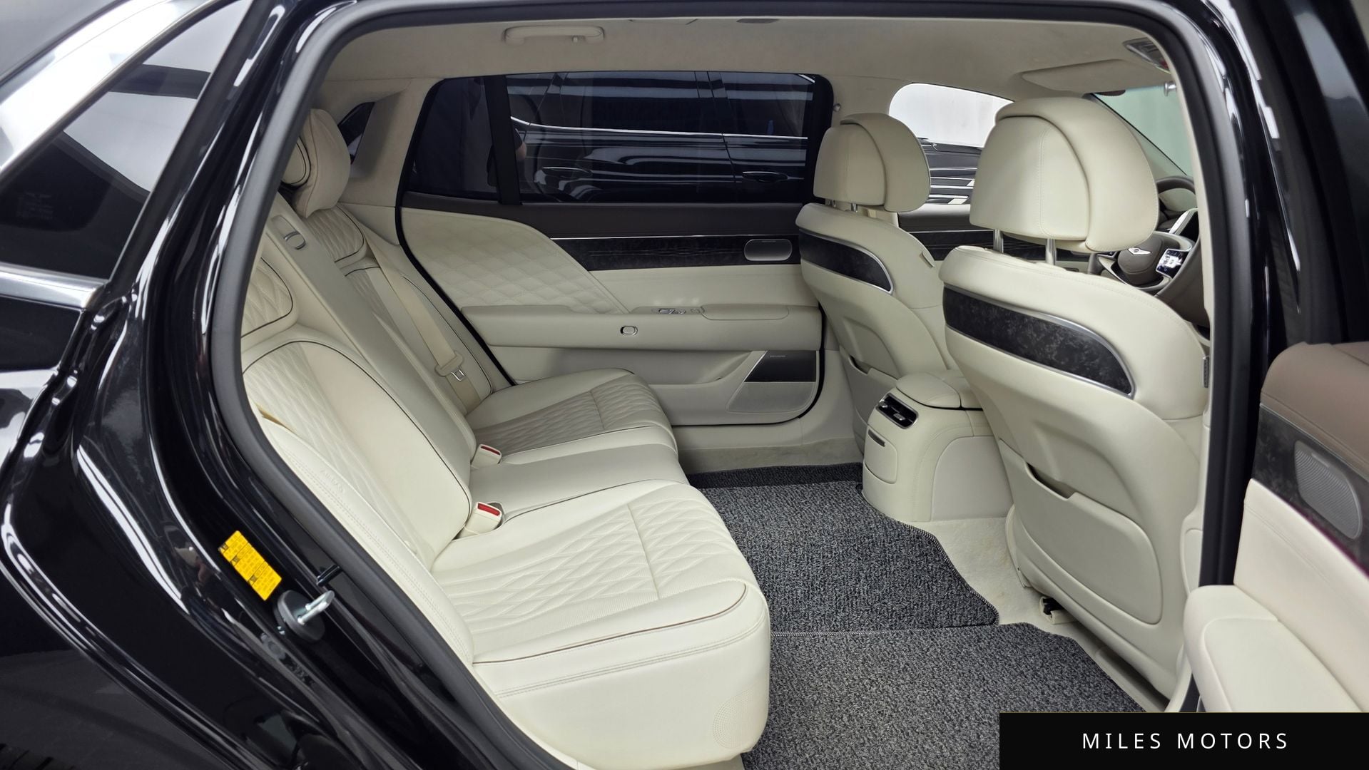 Genesis G90 (RS4) 2024 — миниатюра 12
