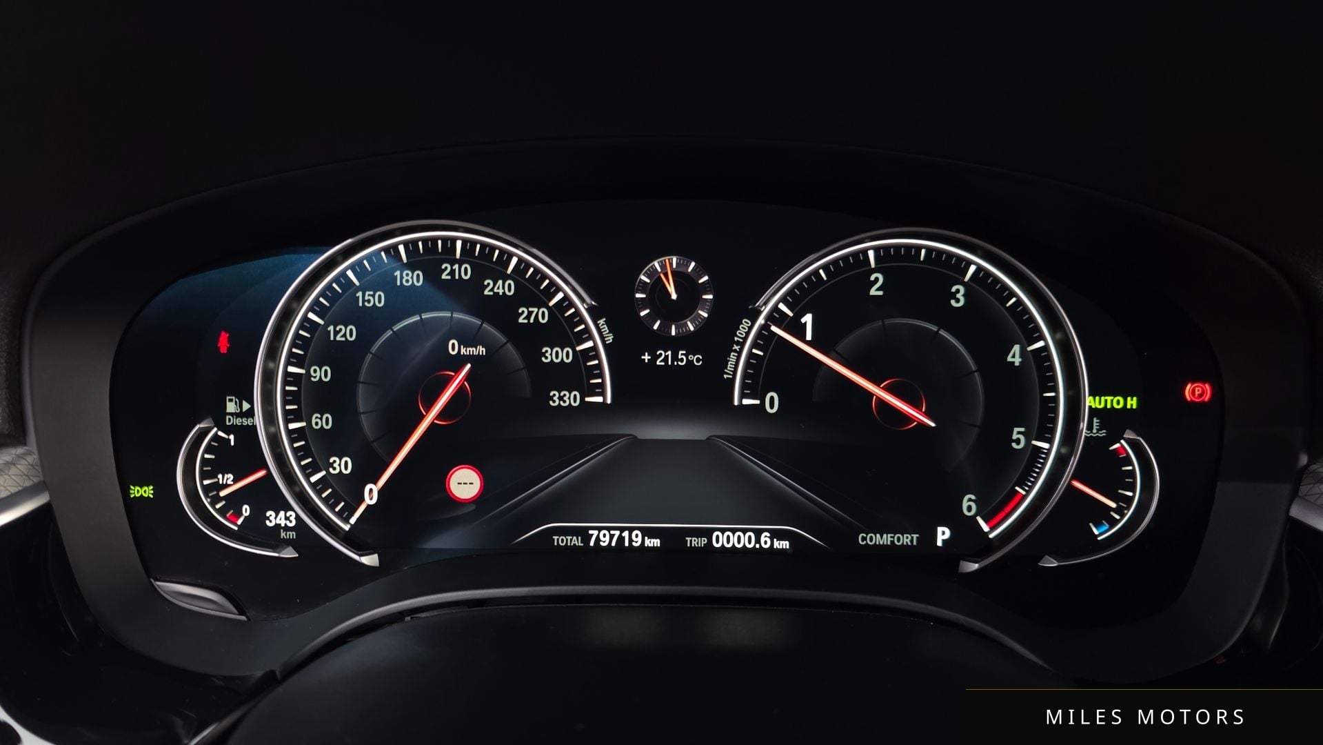 BMW 5 Series (G30) 2017 — миниатюра 11
