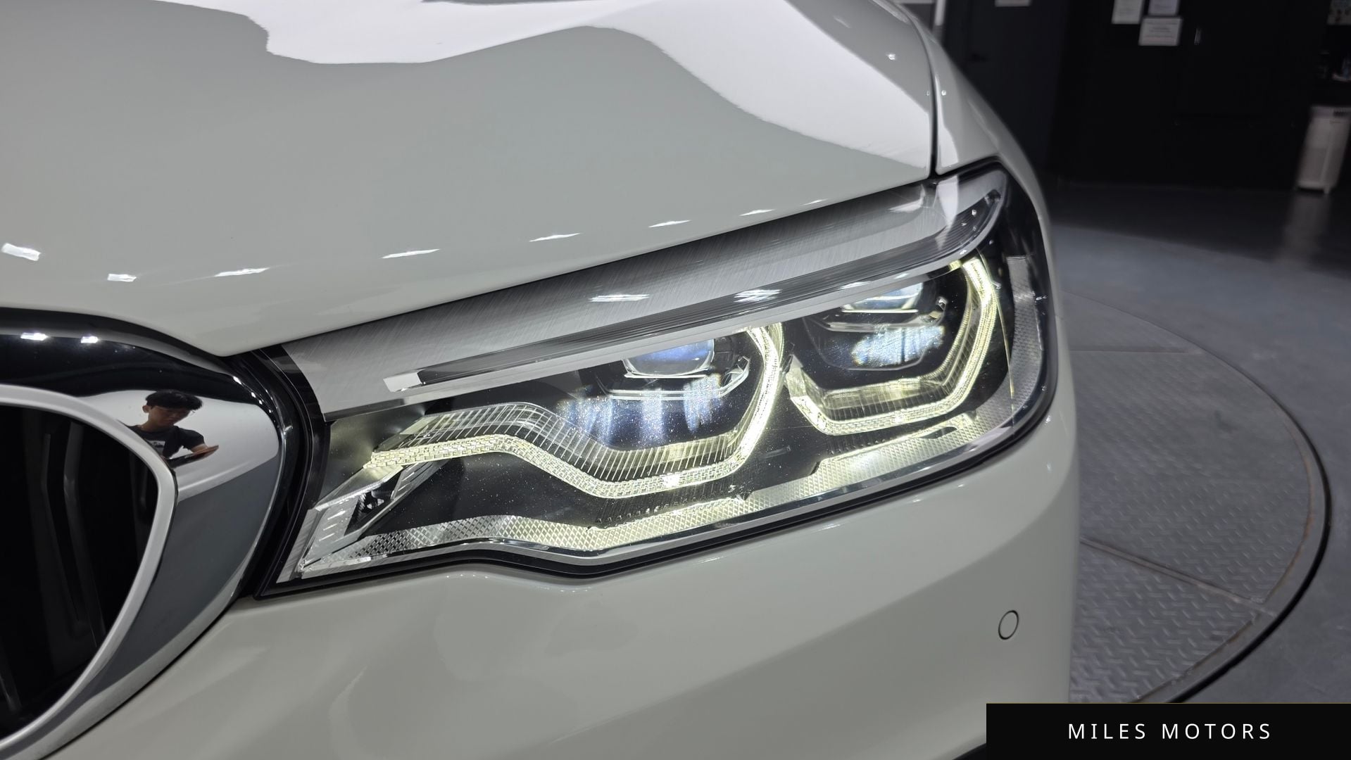 BMW 5 Series (G30) 2017 — миниатюра 8
