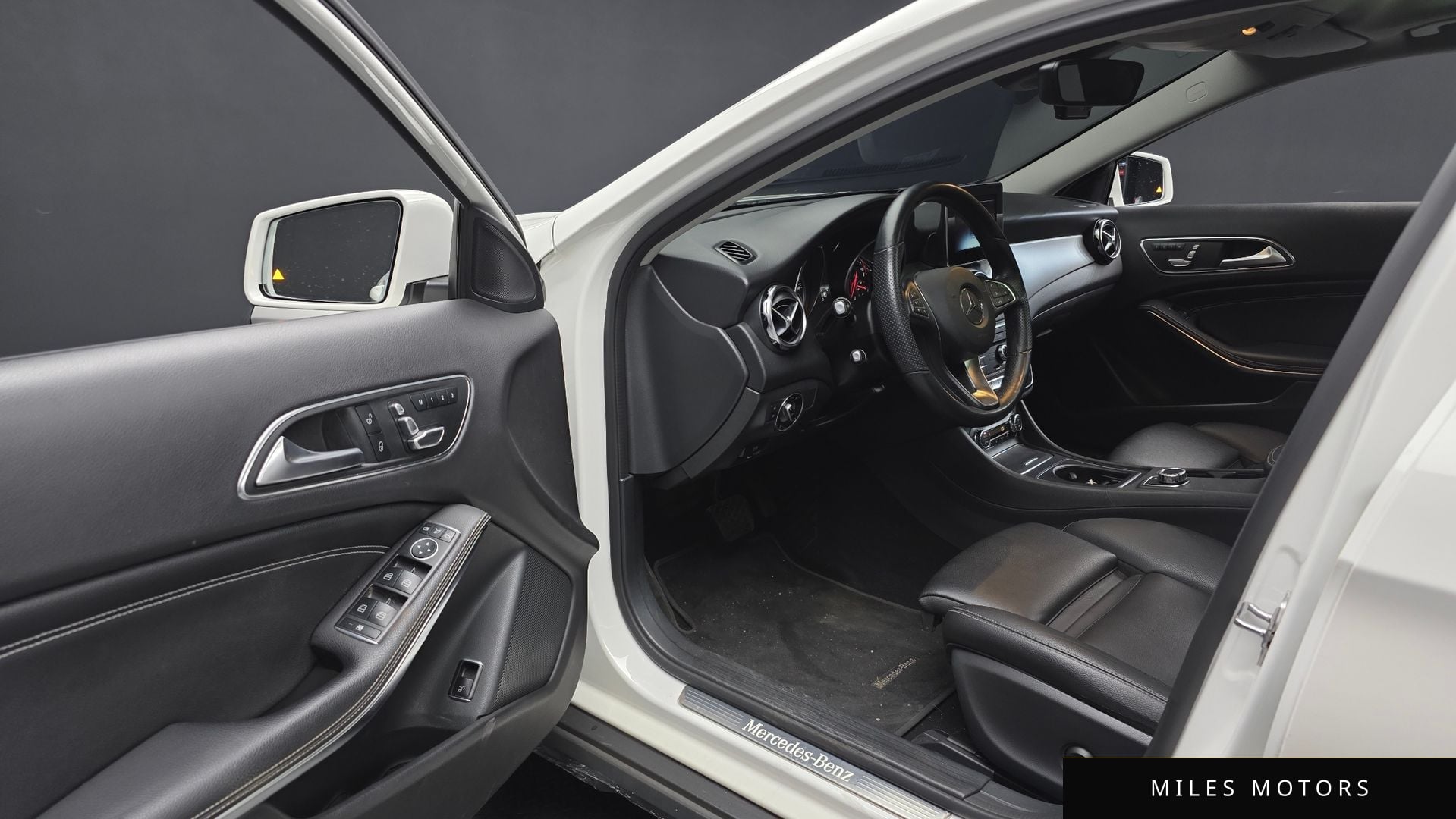 Mercedes-Benz GLA-Class X156 2019 — миниатюра 10