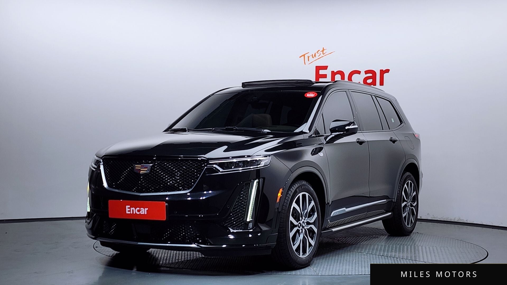 Cadillac XT6 2021 — фото 1 из 12