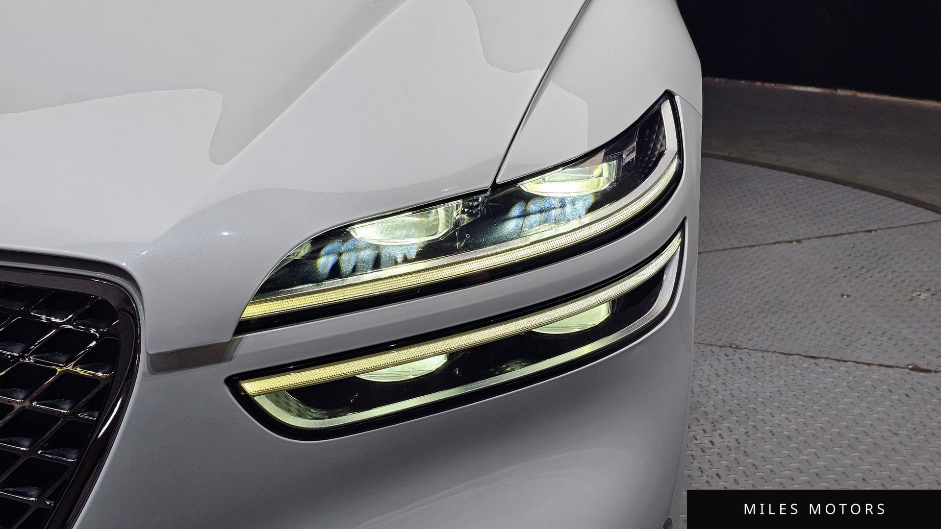 Genesis GV70 2022 — миниатюра 8