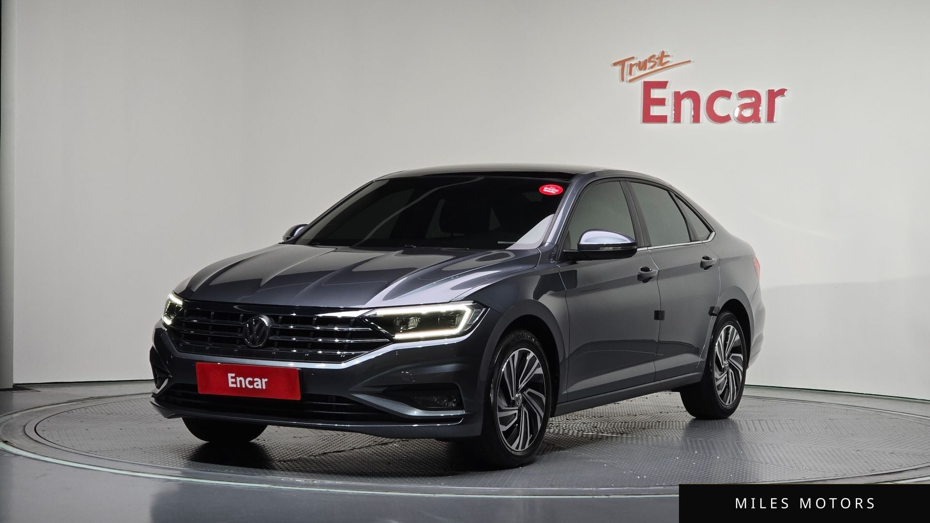 Volkswagen Jetta 2020 — фото 1 из 12