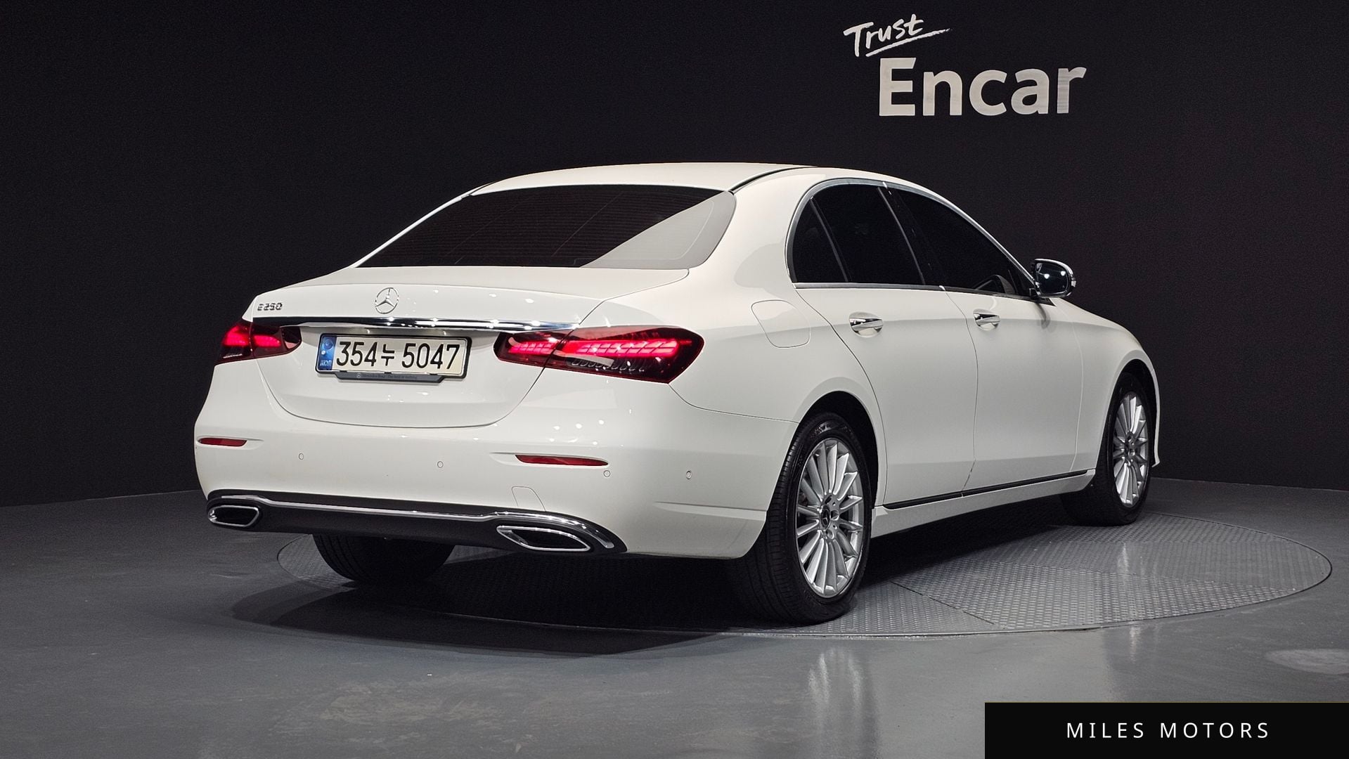 Mercedes-Benz E-Class W213 2021 — миниатюра 2