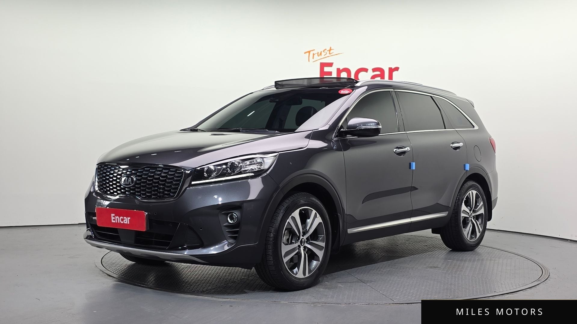 Kia Sorento 2018 — фото 1 из 12