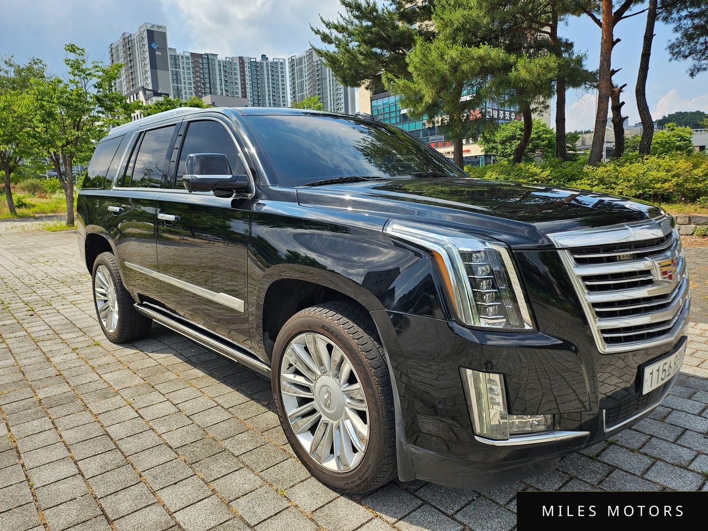 Cadillac Escalade 2019 — миниатюра 3