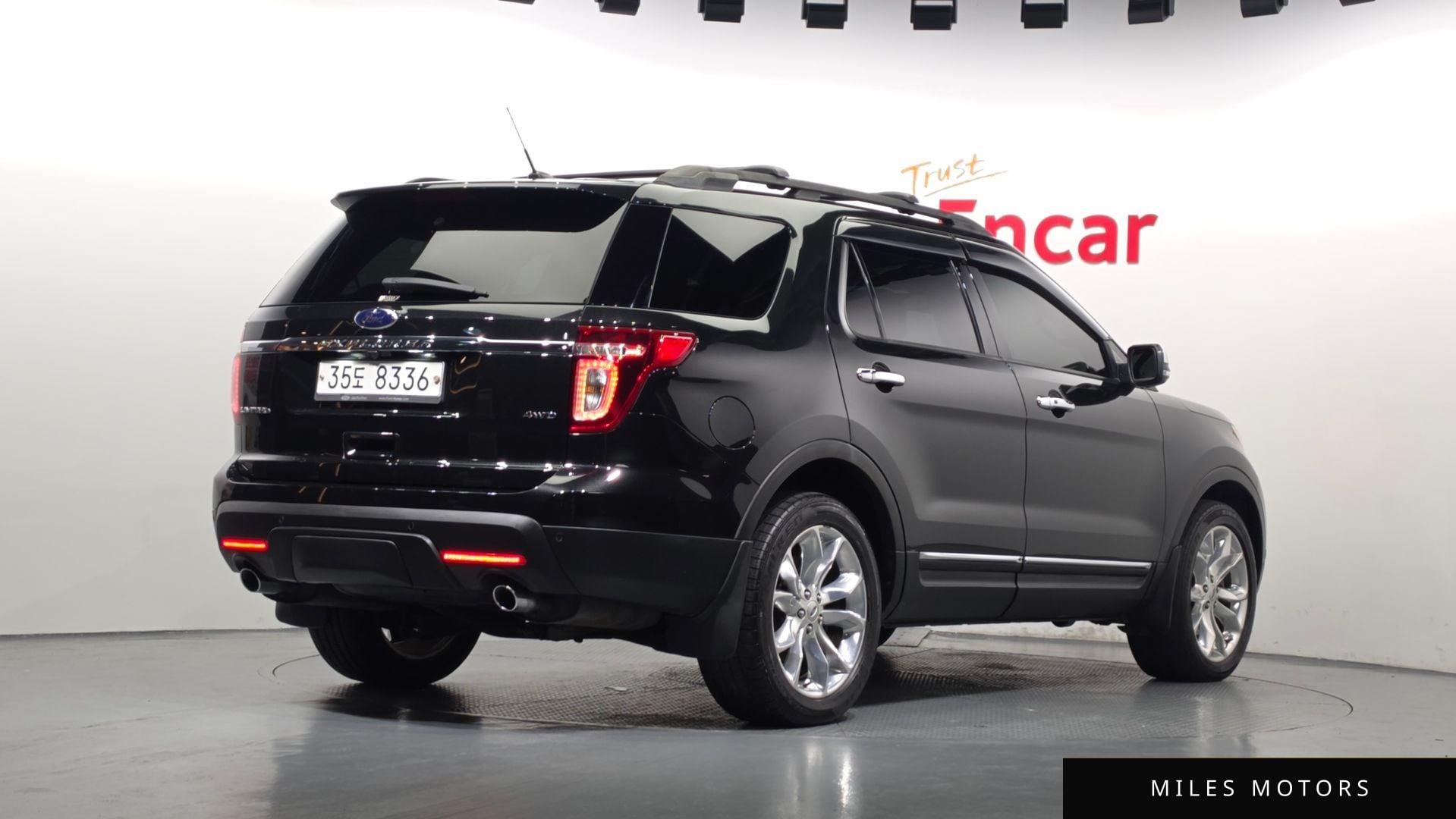 Ford Explorer 2015 — миниатюра 2