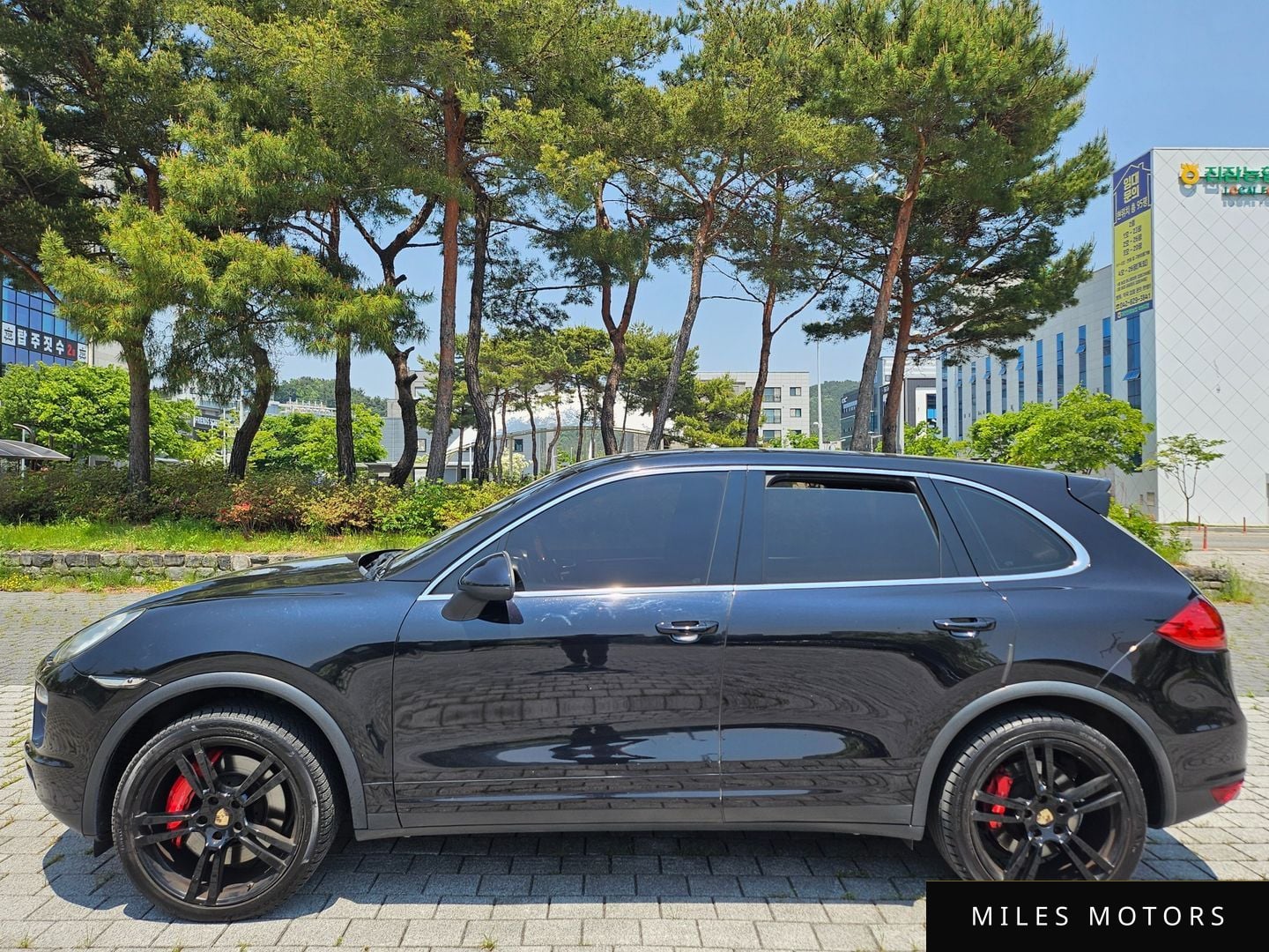 Porsche Cayenne 2011 — миниатюра 5