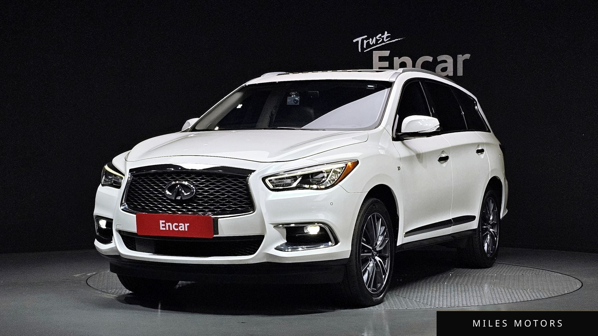 Infiniti QX60 2018 — фото 1 из 12