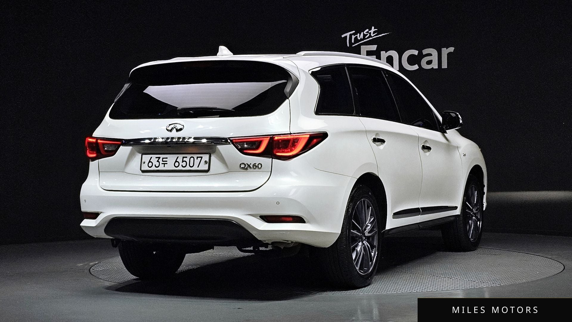 Infiniti QX60 2018 — миниатюра 2