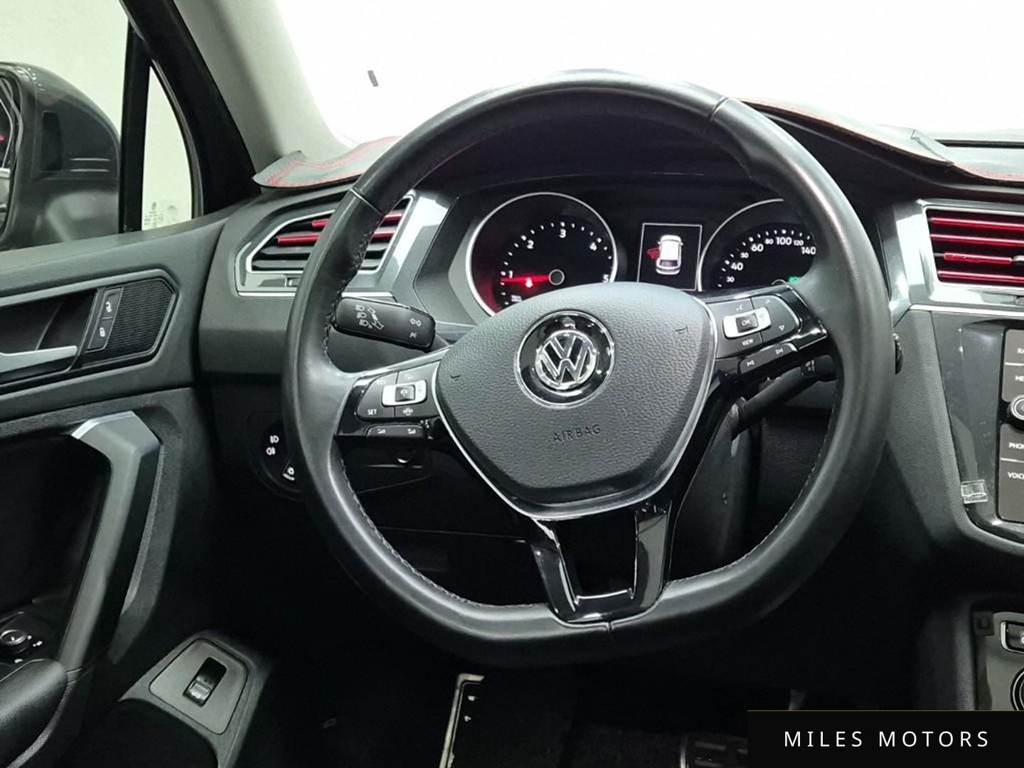 Volkswagen Tiguan 2020 — миниатюра 9
