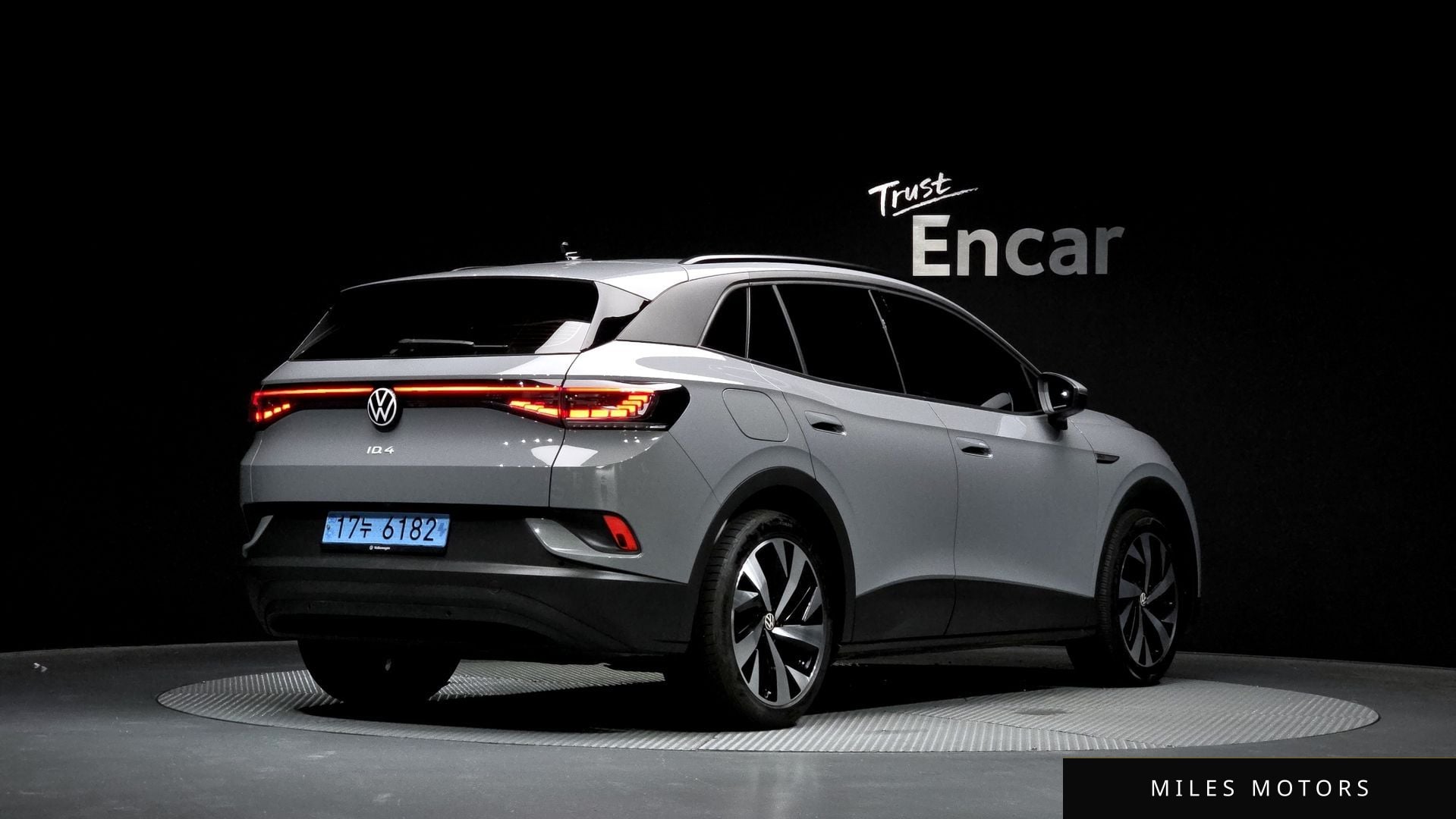 Volkswagen ID.4 2023 — миниатюра 2