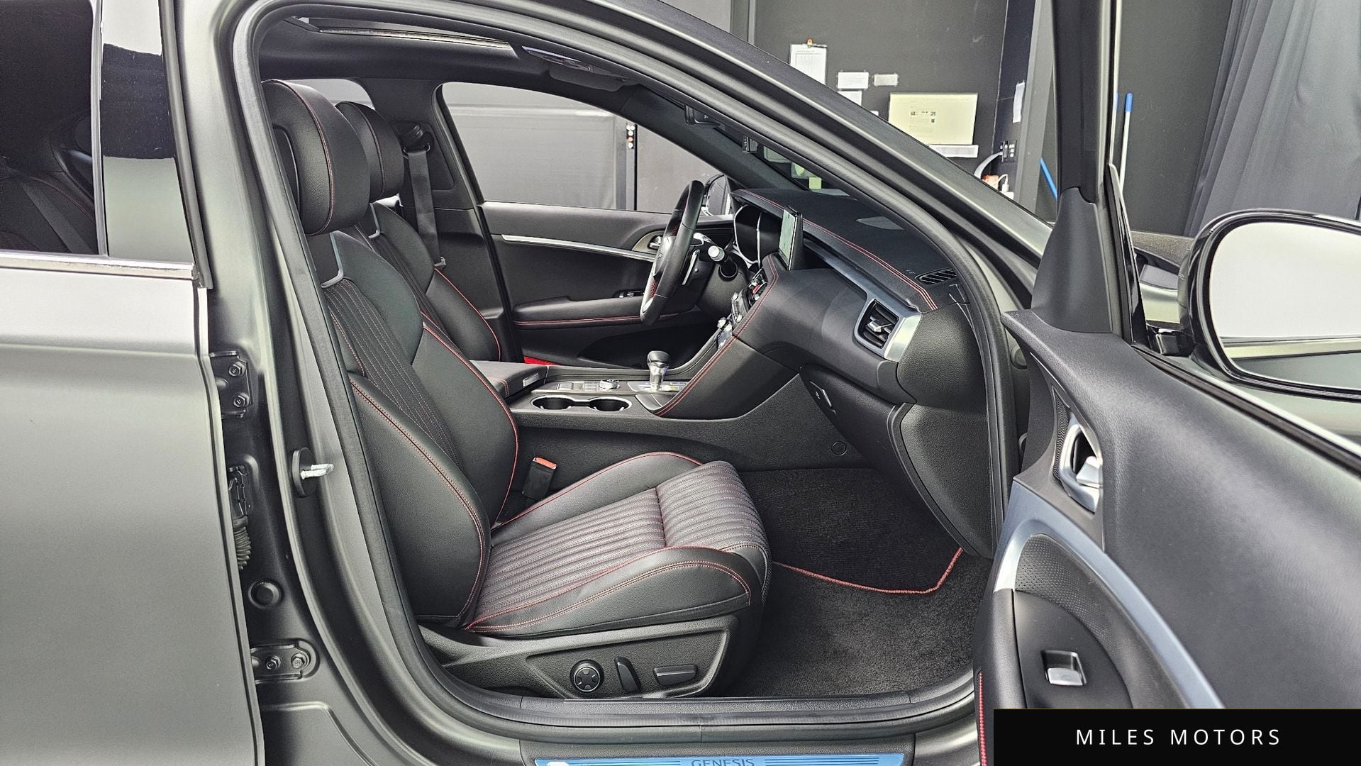 Genesis G70 2024 — миниатюра 12