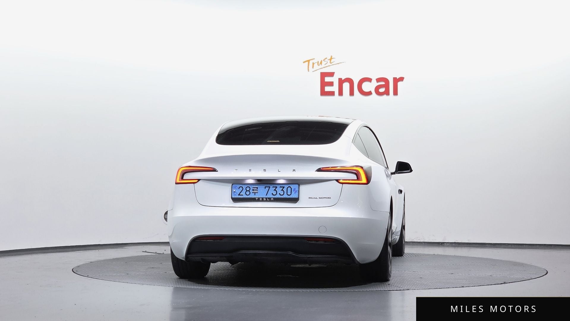 Tesla Model 3 2024 — миниатюра 4