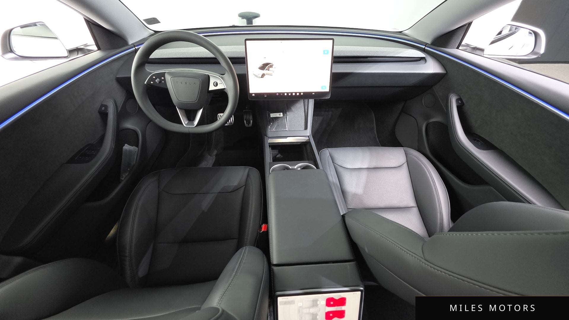 Tesla Model 3 2024 — миниатюра 10
