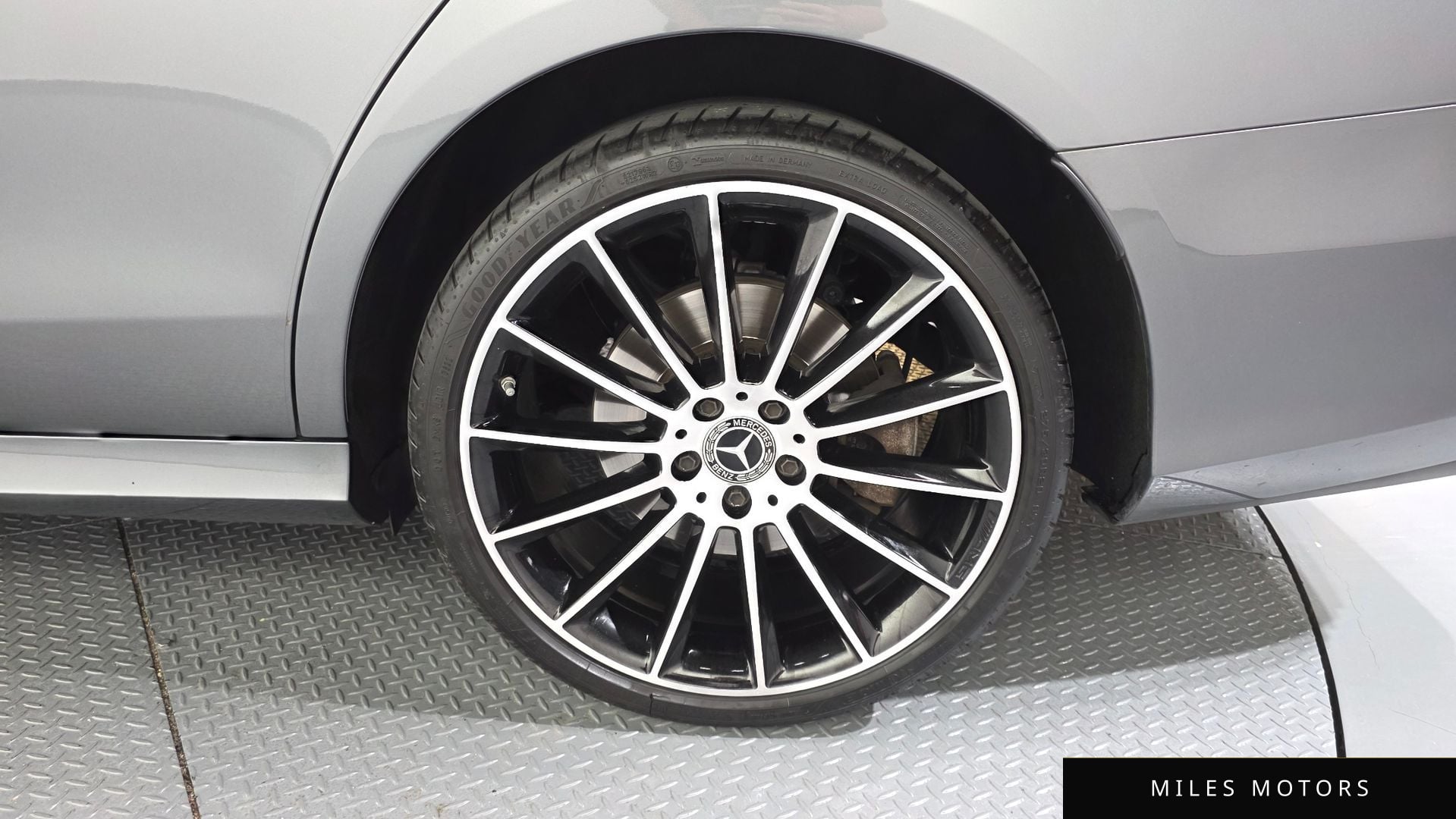 Mercedes-Benz E-Class W213 2023 — миниатюра 6
