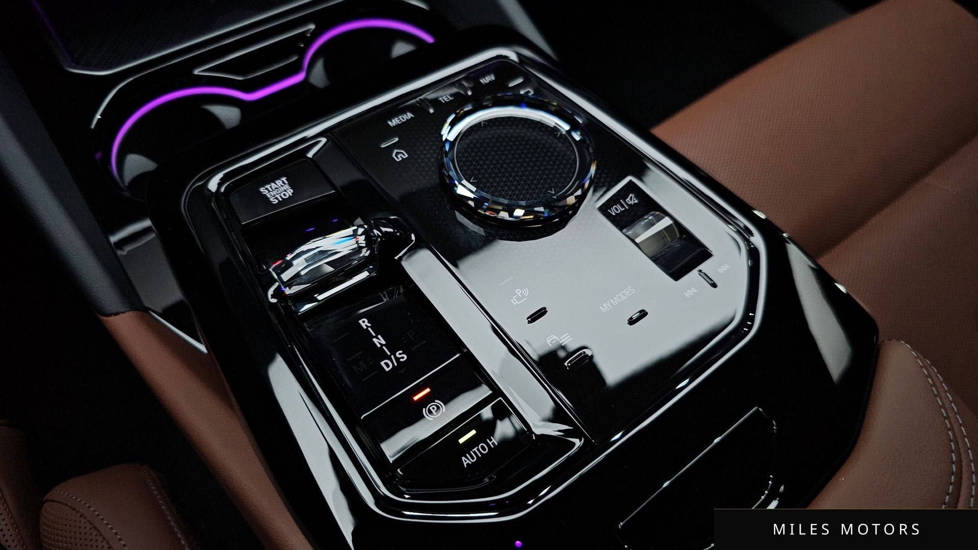 BMW 5 Series (G60) 2026 — миниатюра 9