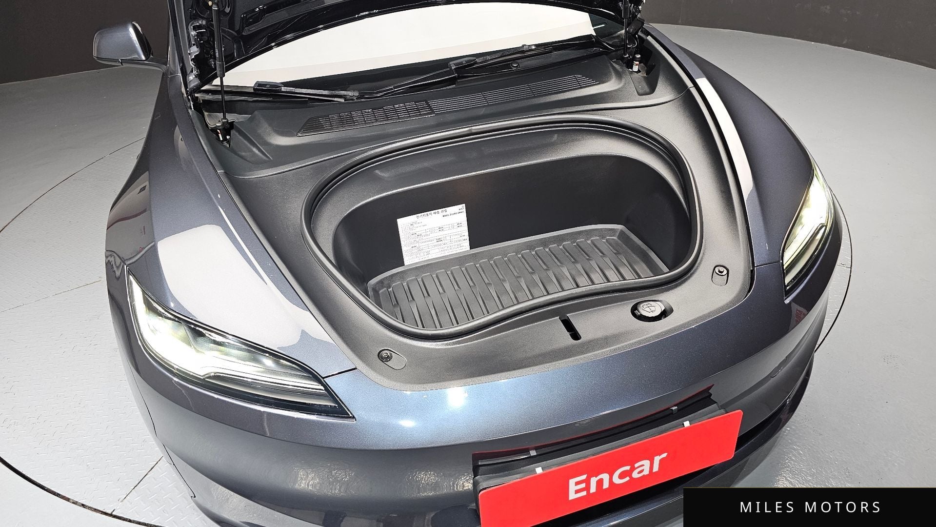 Tesla Model 3 2024 — миниатюра 6