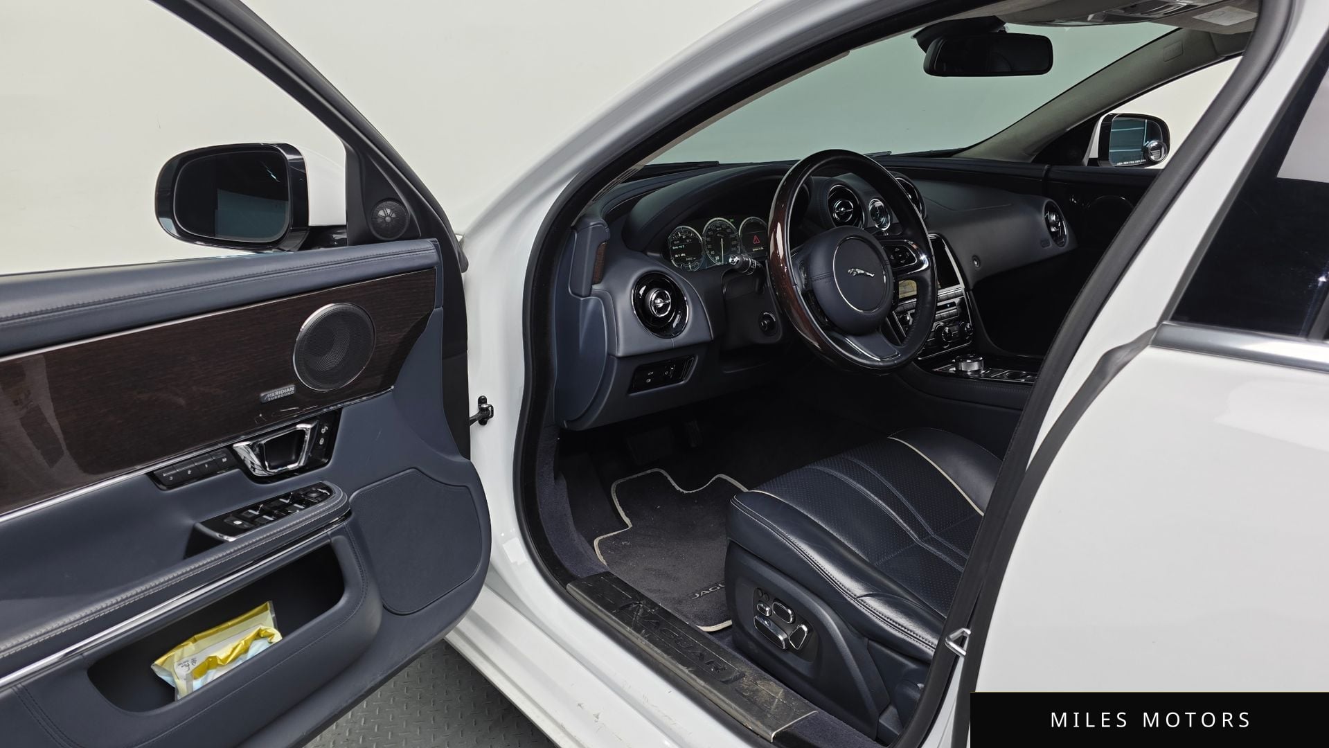 Jaguar All New XJ 2014 — миниатюра 10