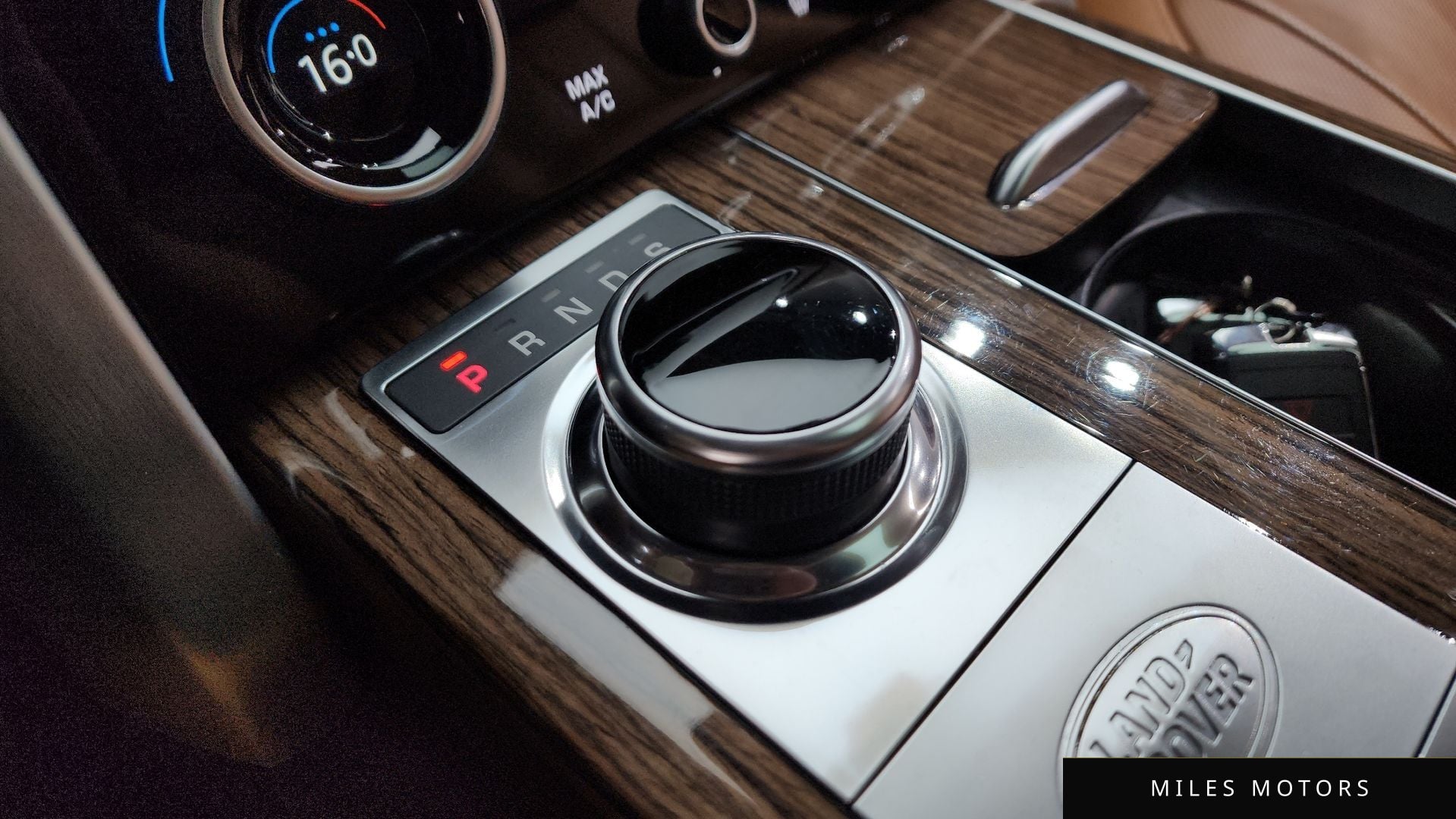 Land Rover Range Rover 2021 — миниатюра 9