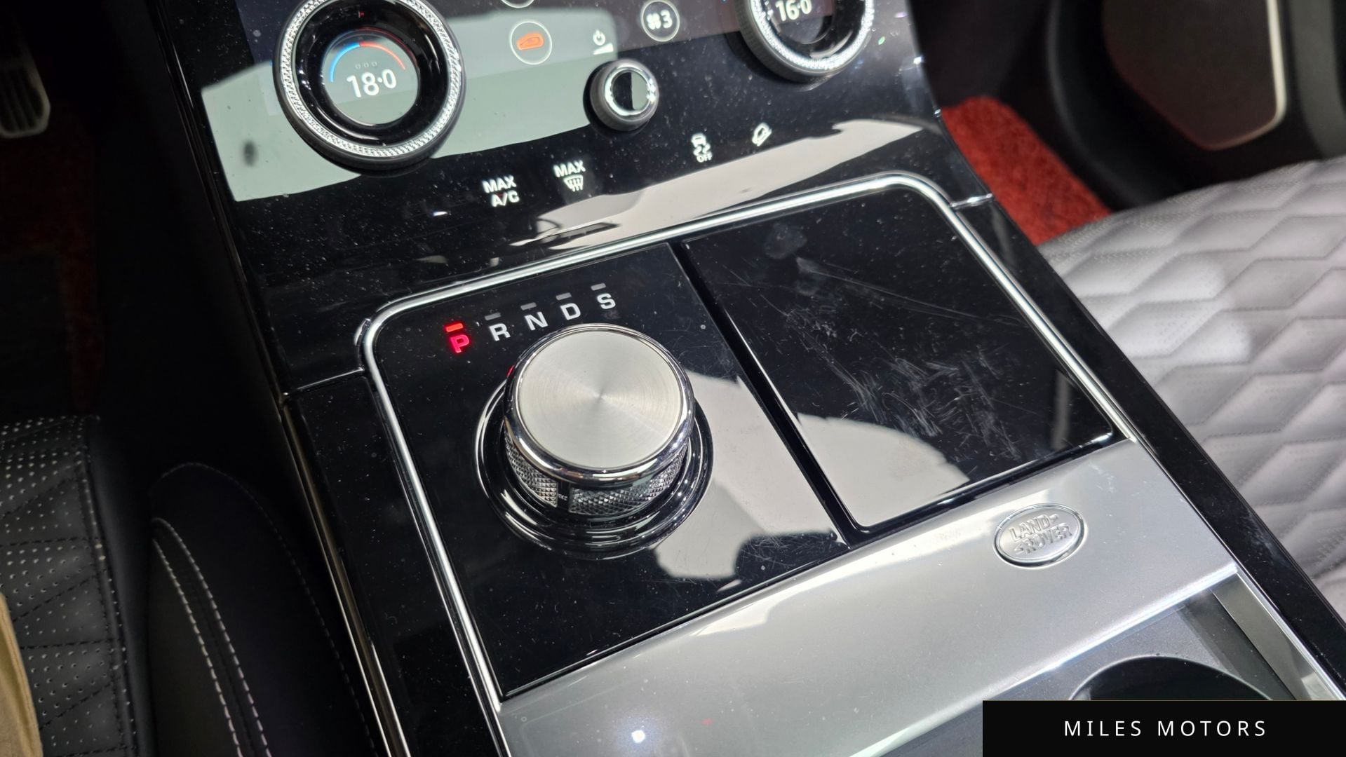 Land Rover Range Rover Velar 2019 — миниатюра 12