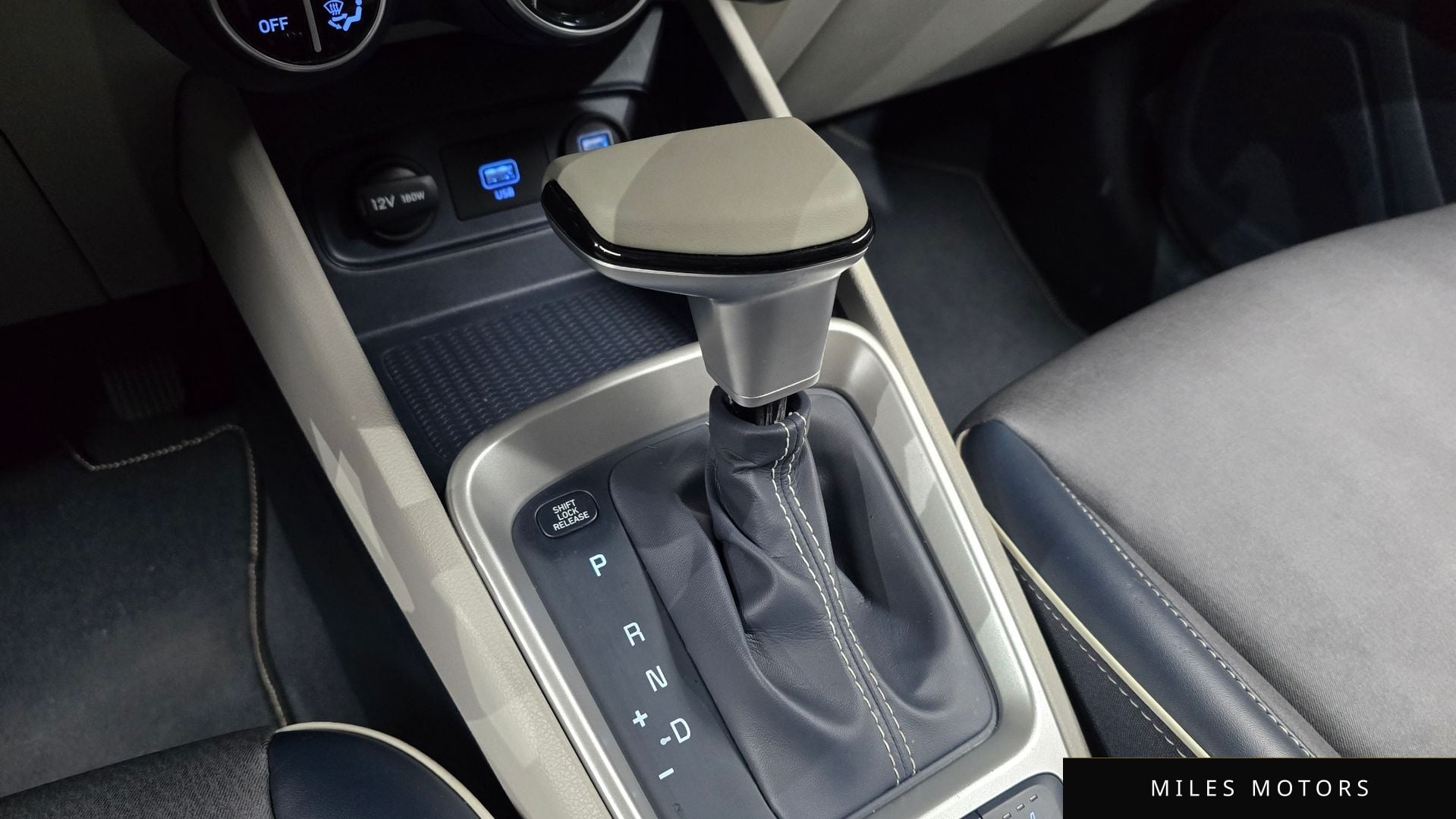 Hyundai Venue 2020 — миниатюра 11