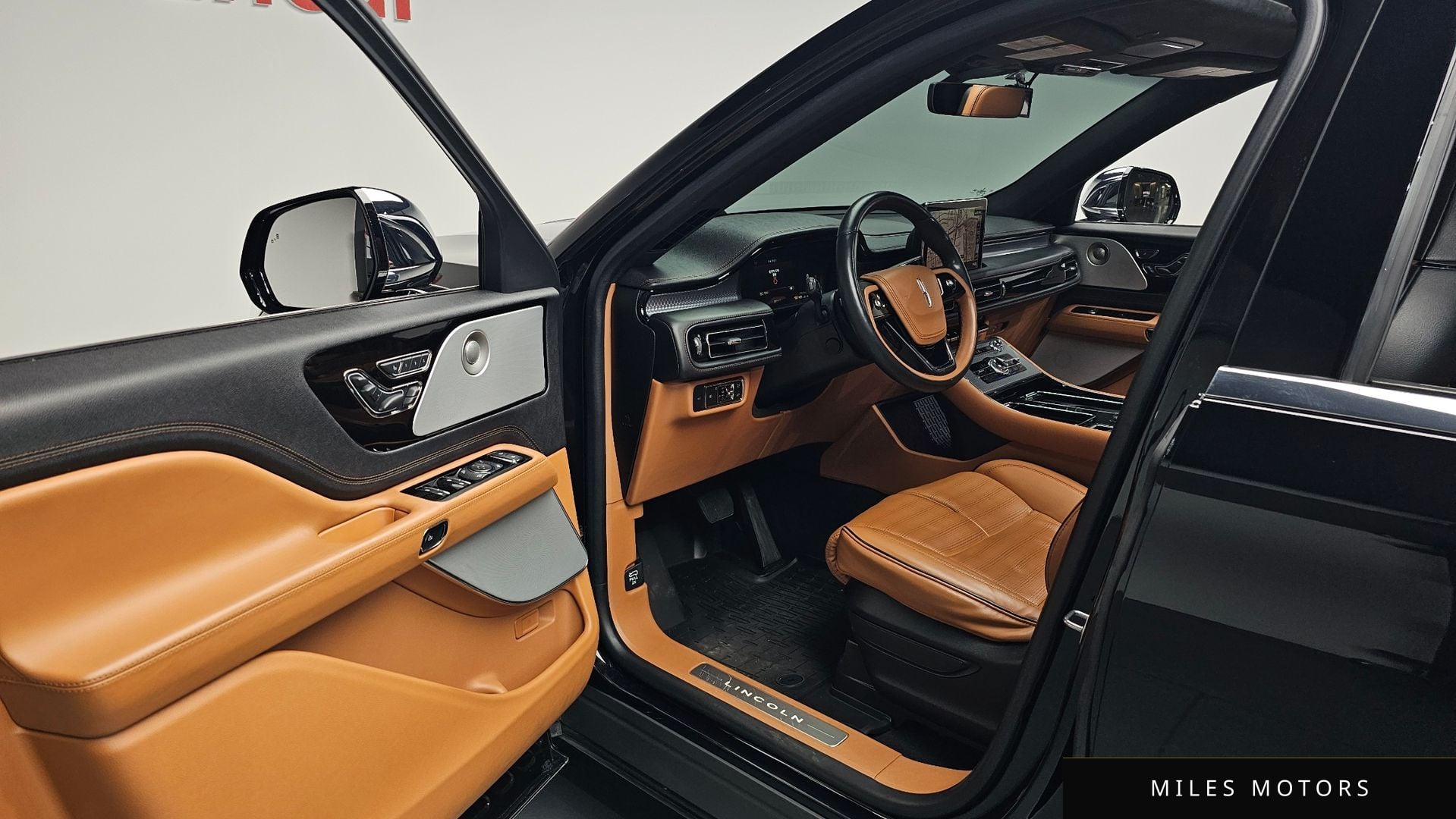 Lincoln Aviator 2022 — миниатюра 12