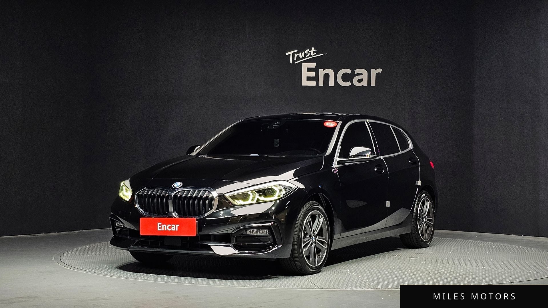 BMW 1 Series (F40) 2021 — фото 1 из 12