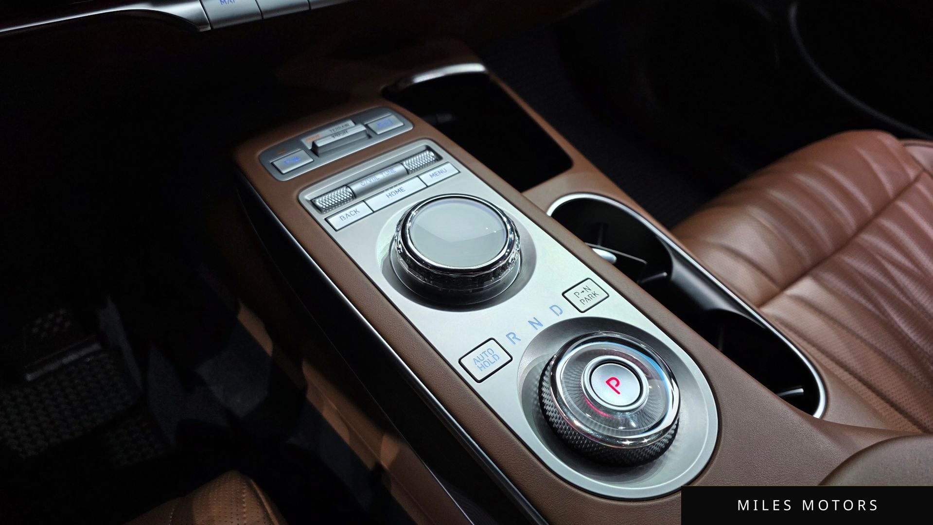 Genesis GV70 2021 — миниатюра 9