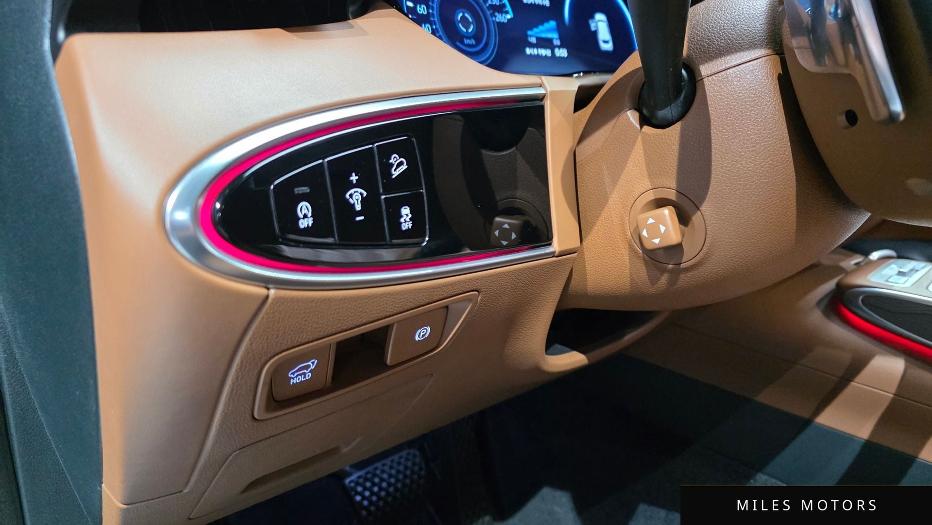 Genesis GV70 2021 — миниатюра 12