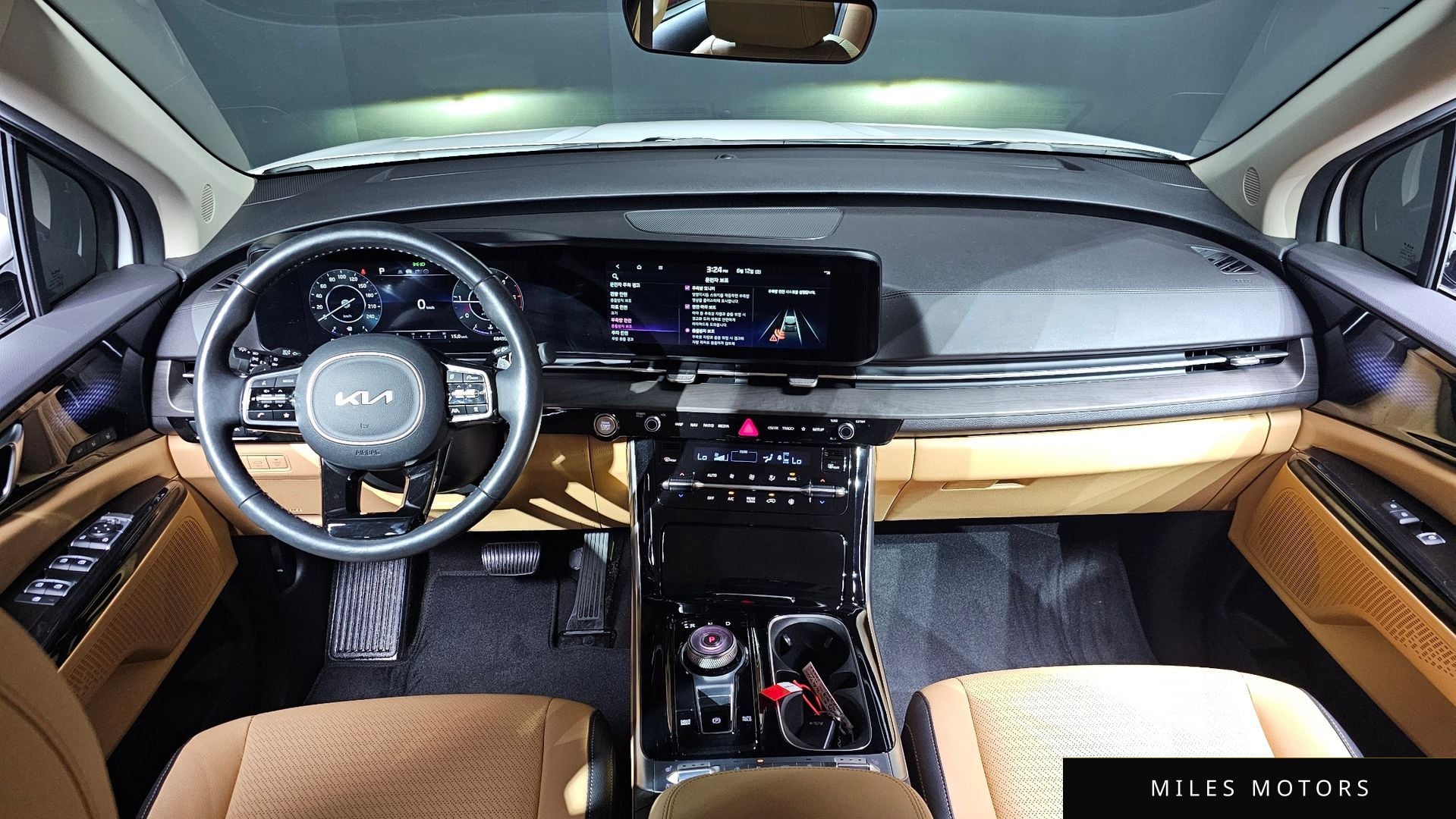 Kia Carnival 2023 — миниатюра 10